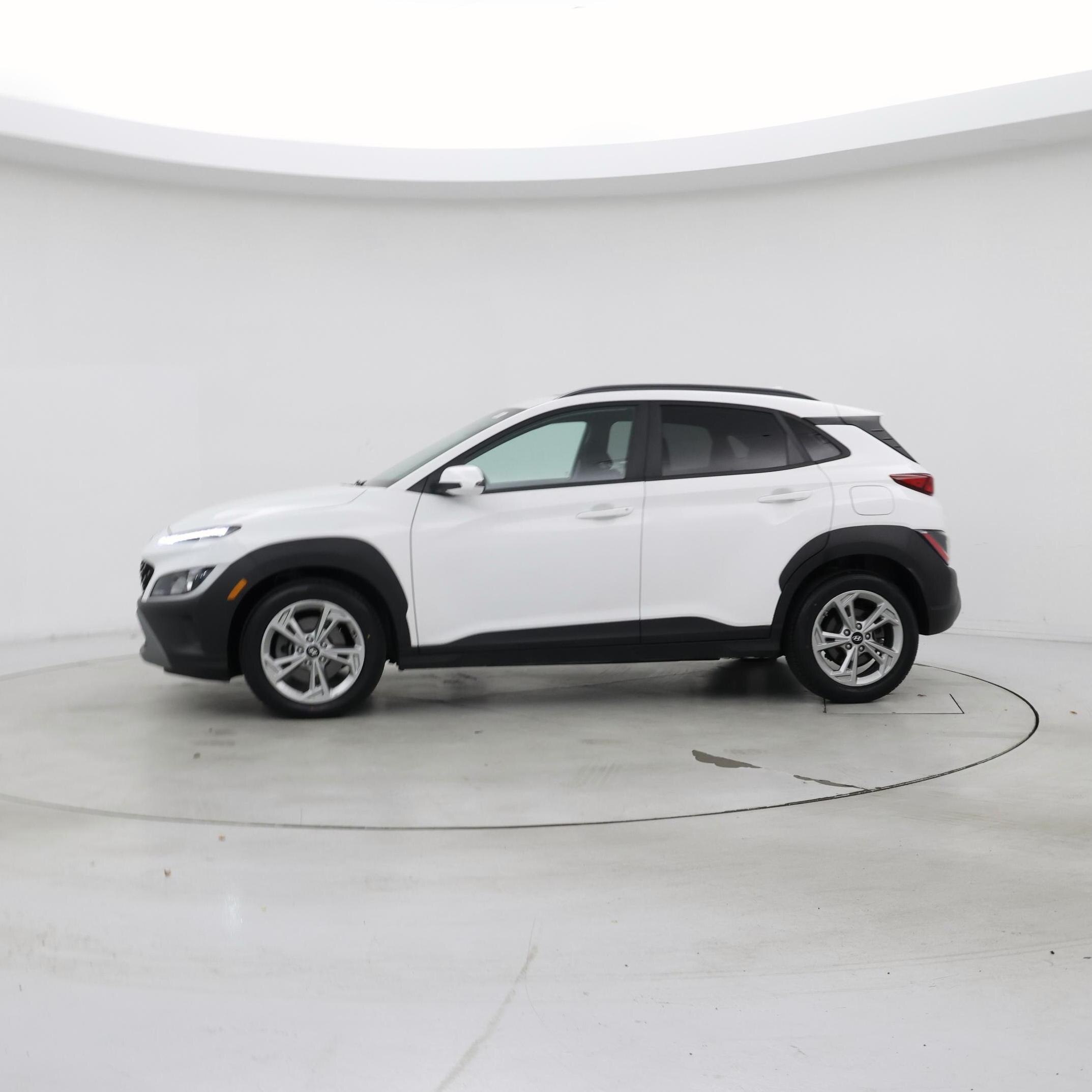 Thumbnail: 2023 Hyundai Kona - 3