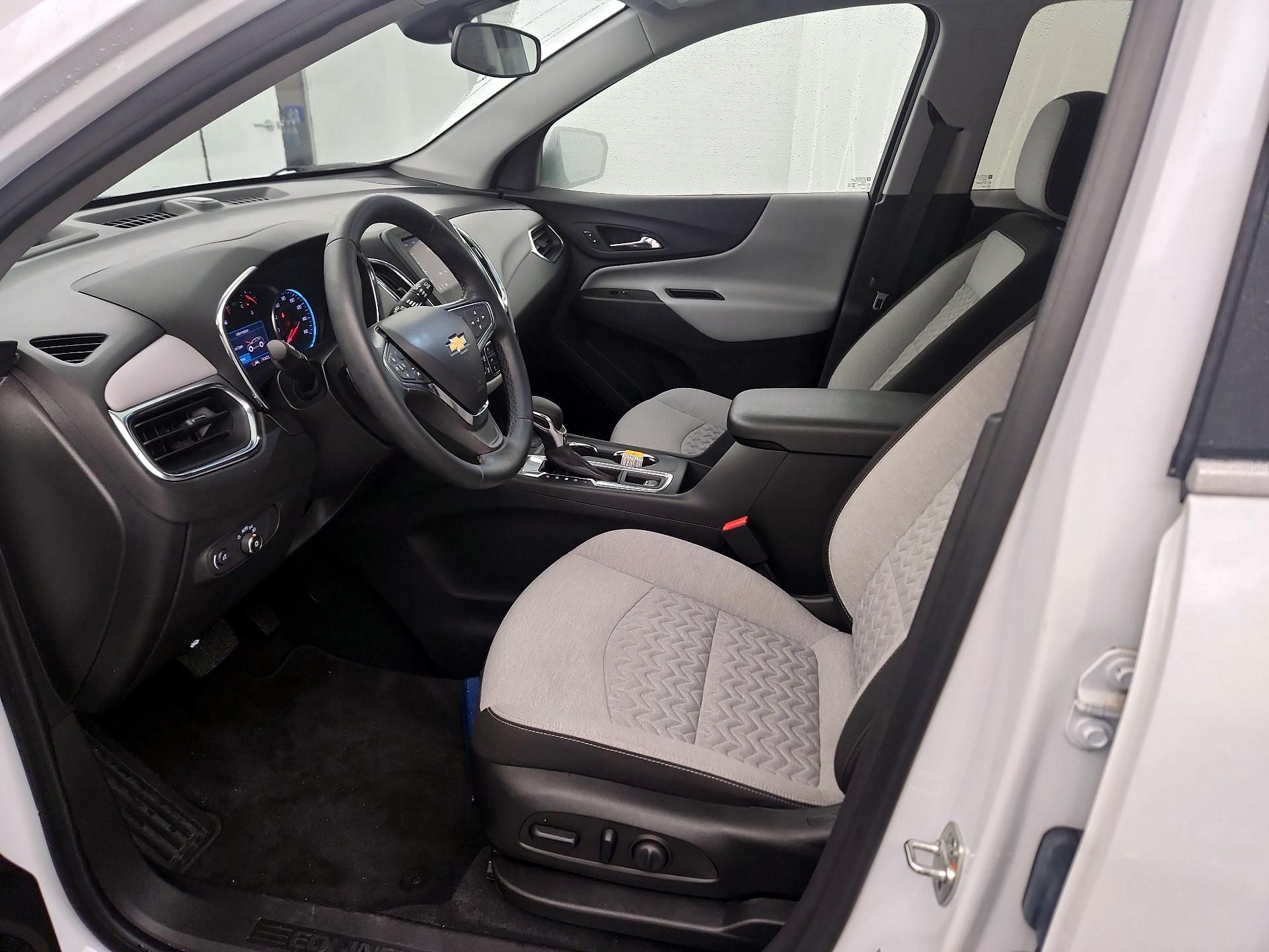 Thumbnail: 2023 Chevrolet Equinox - 9