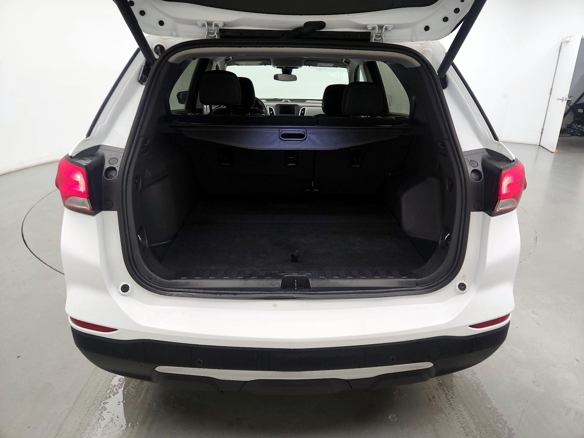 Thumbnail: 2023 Chevrolet Equinox - 17