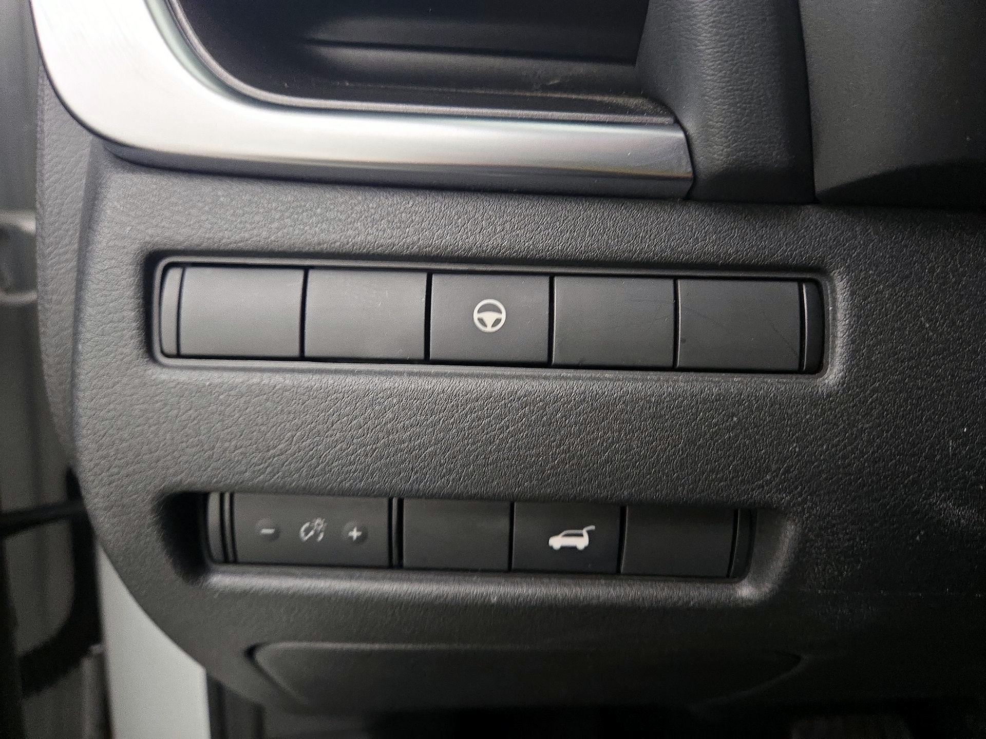 Thumbnail: 2022 Nissan Rogue - 13