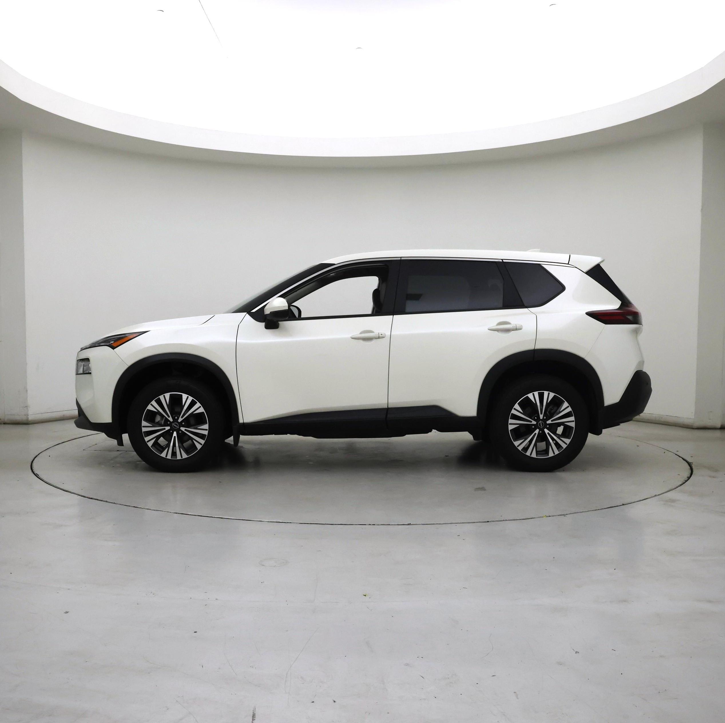 Thumbnail: 2023 Nissan Rogue - 3