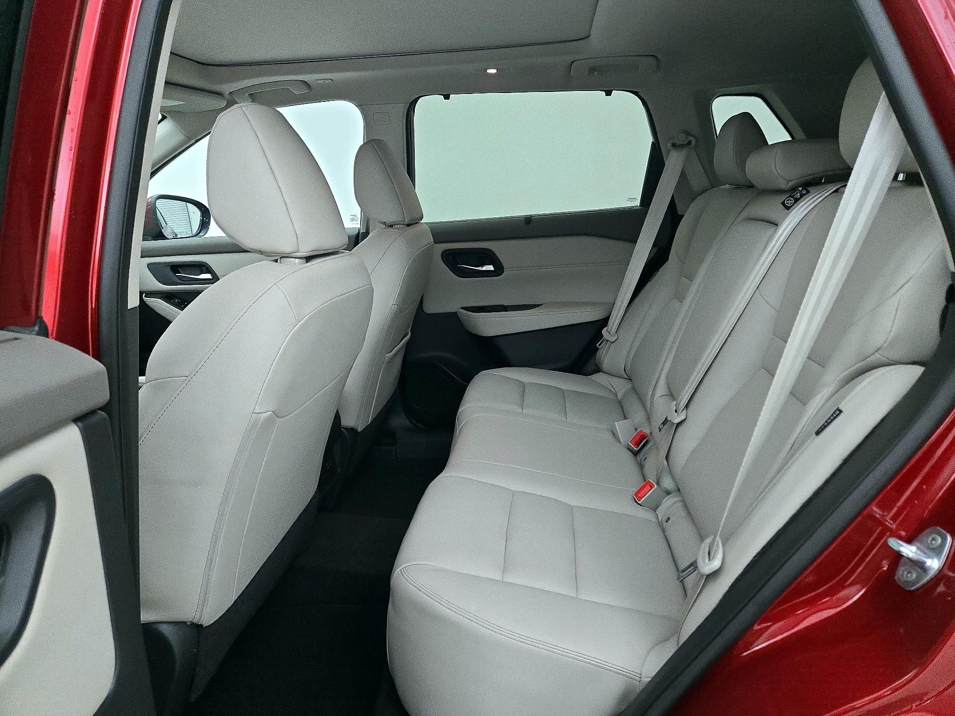 Thumbnail: 2023 Nissan Rogue - 20