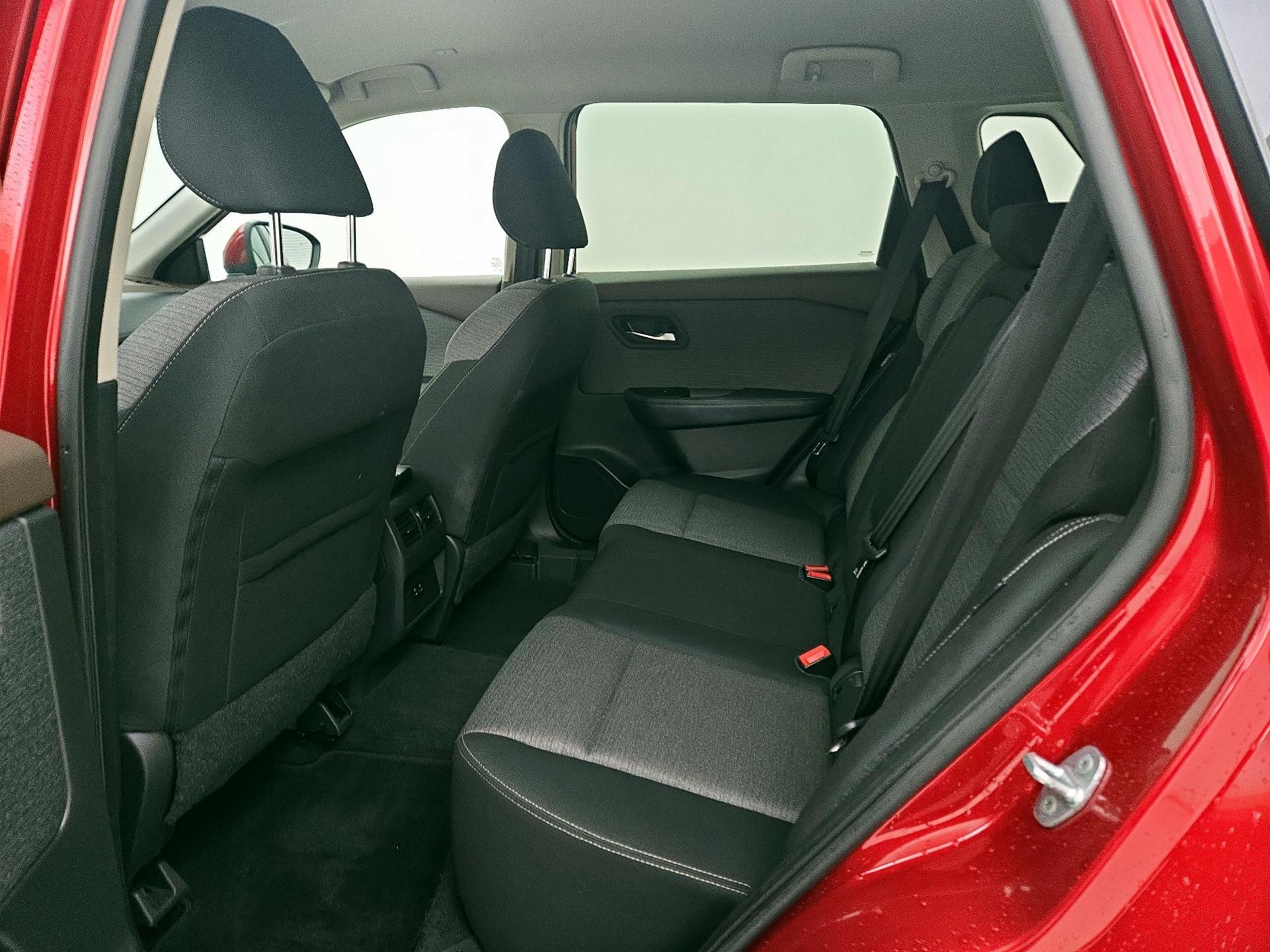 Thumbnail: 2022 Nissan Rogue - 19