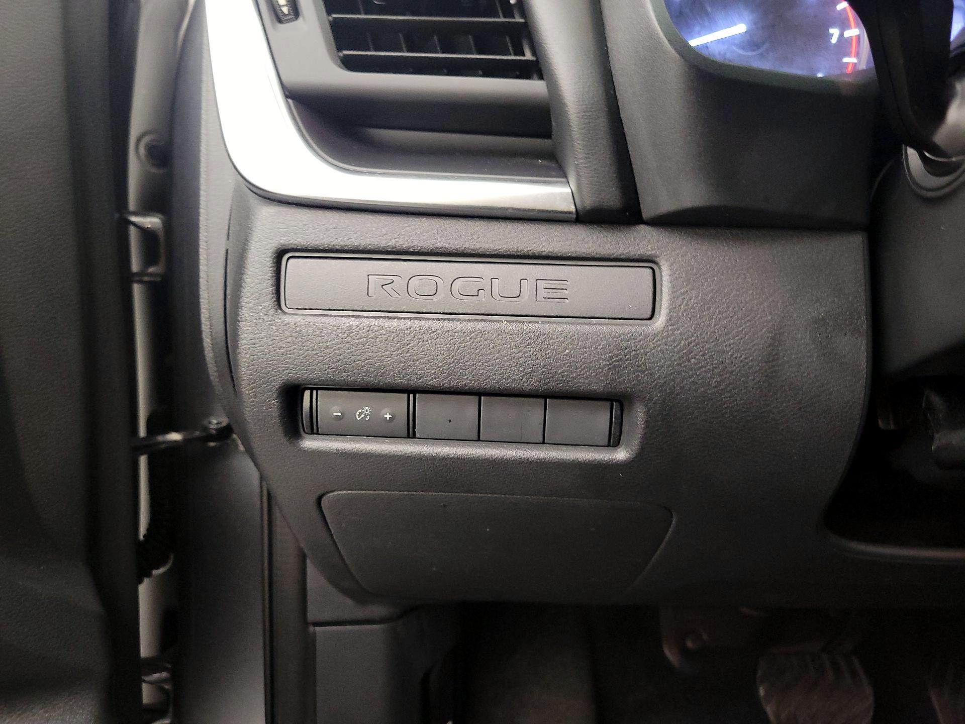 Thumbnail: 2023 Nissan Rogue - 13