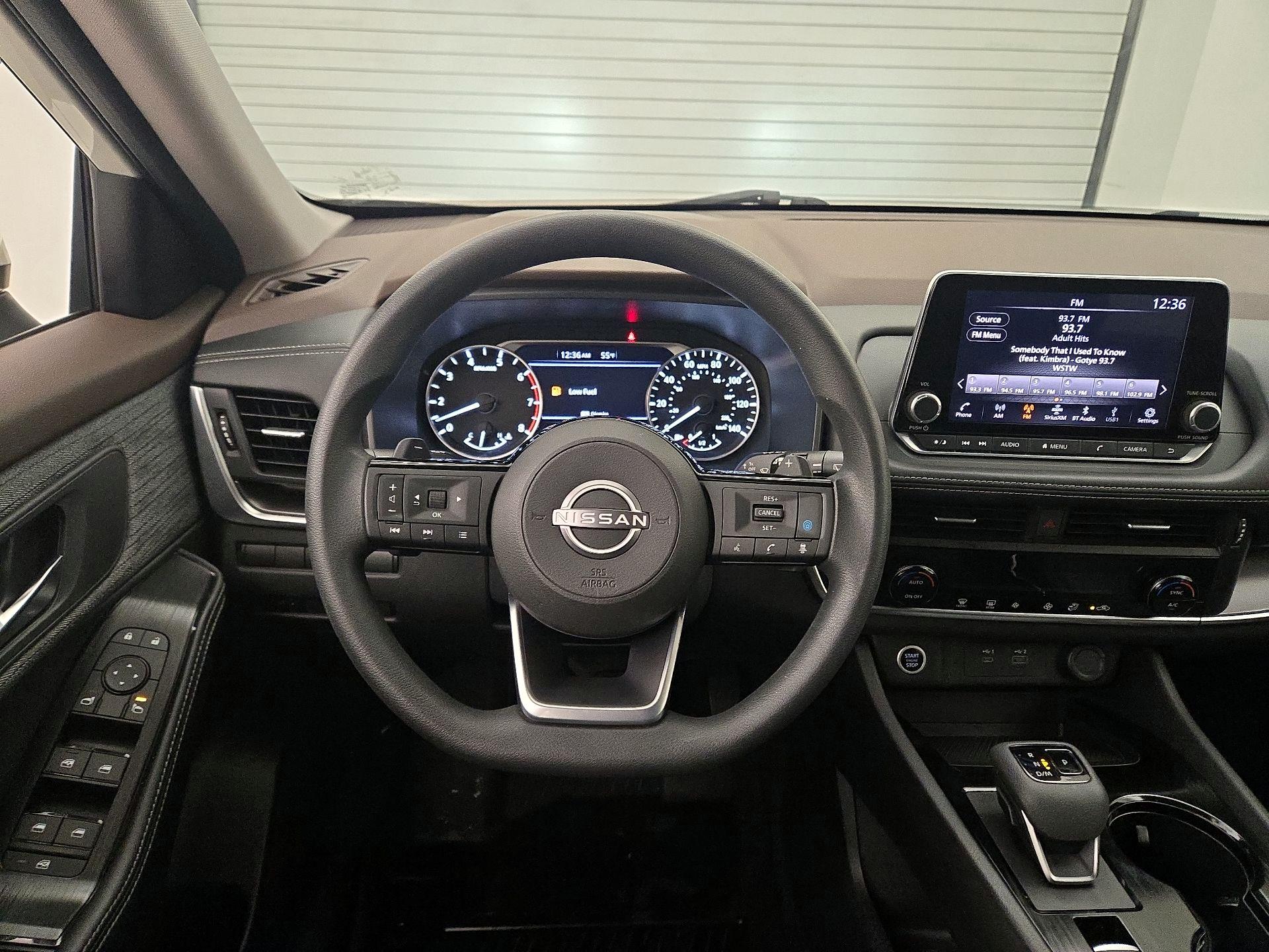 Thumbnail: 2023 Nissan Rogue - 10