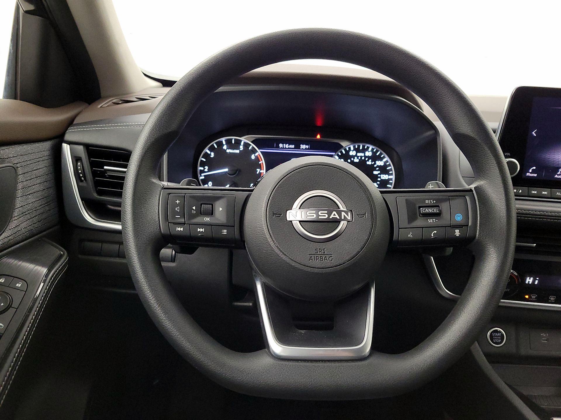 Thumbnail: 2023 Nissan Rogue - 10