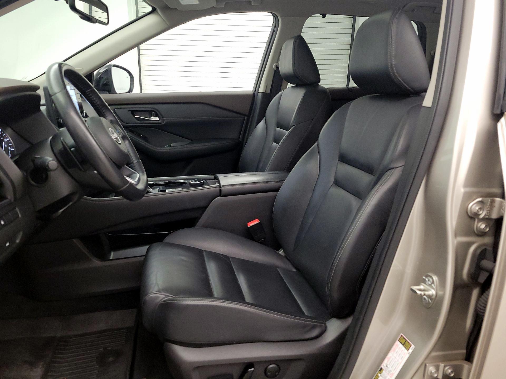 Thumbnail: 2023 Nissan Rogue - 11