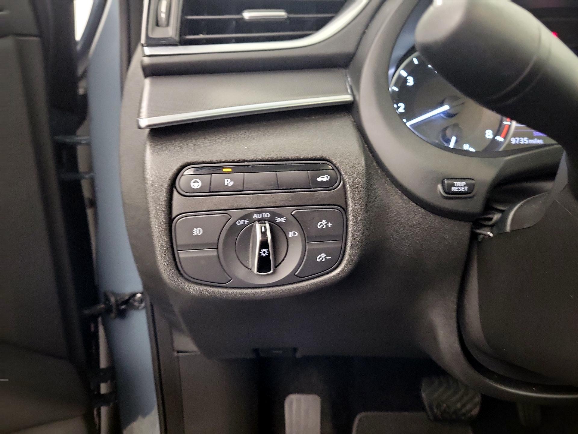 Thumbnail: 2022 INFINITI QX50 - 11