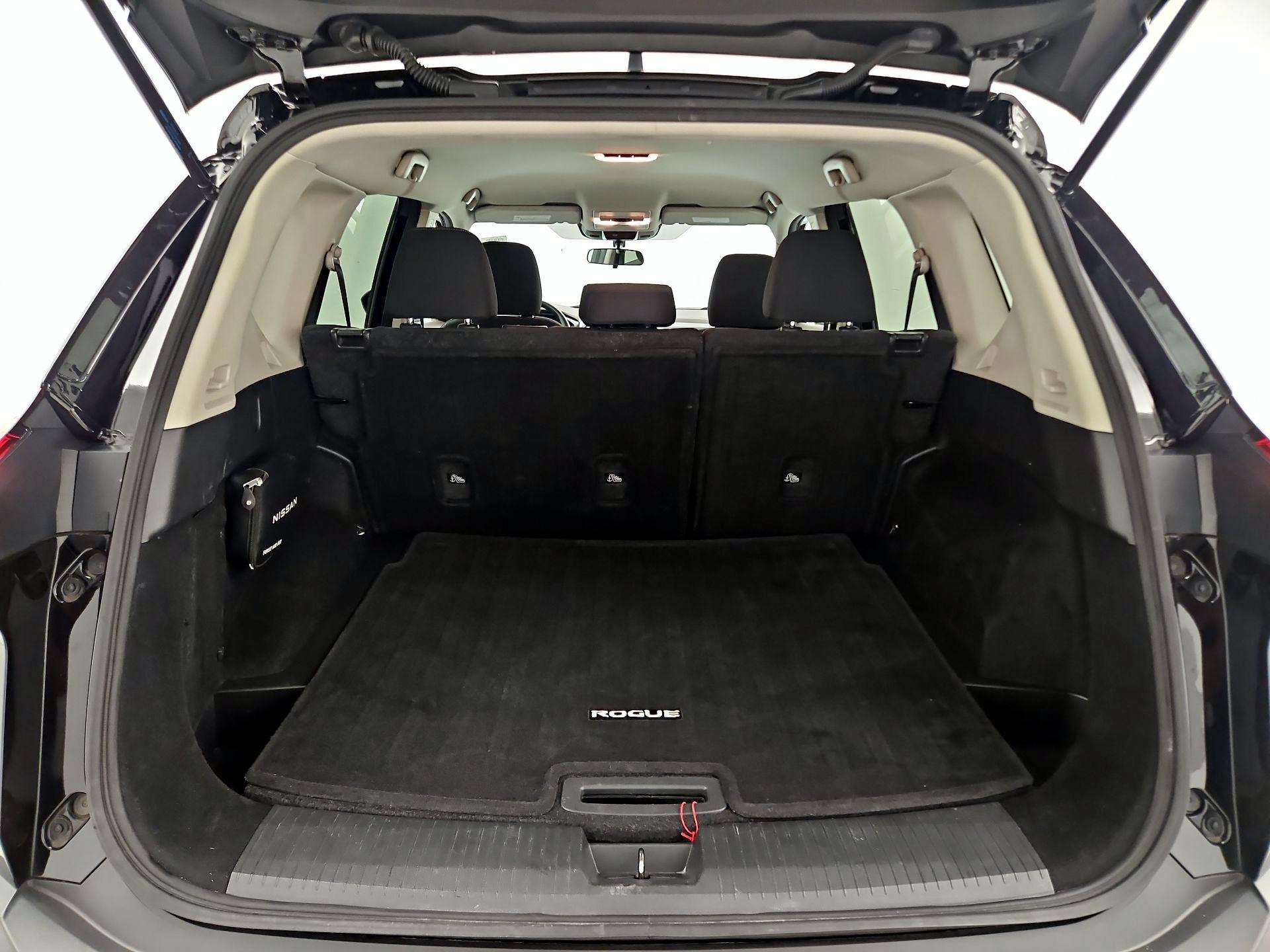 Thumbnail: 2023 Nissan Rogue - 20