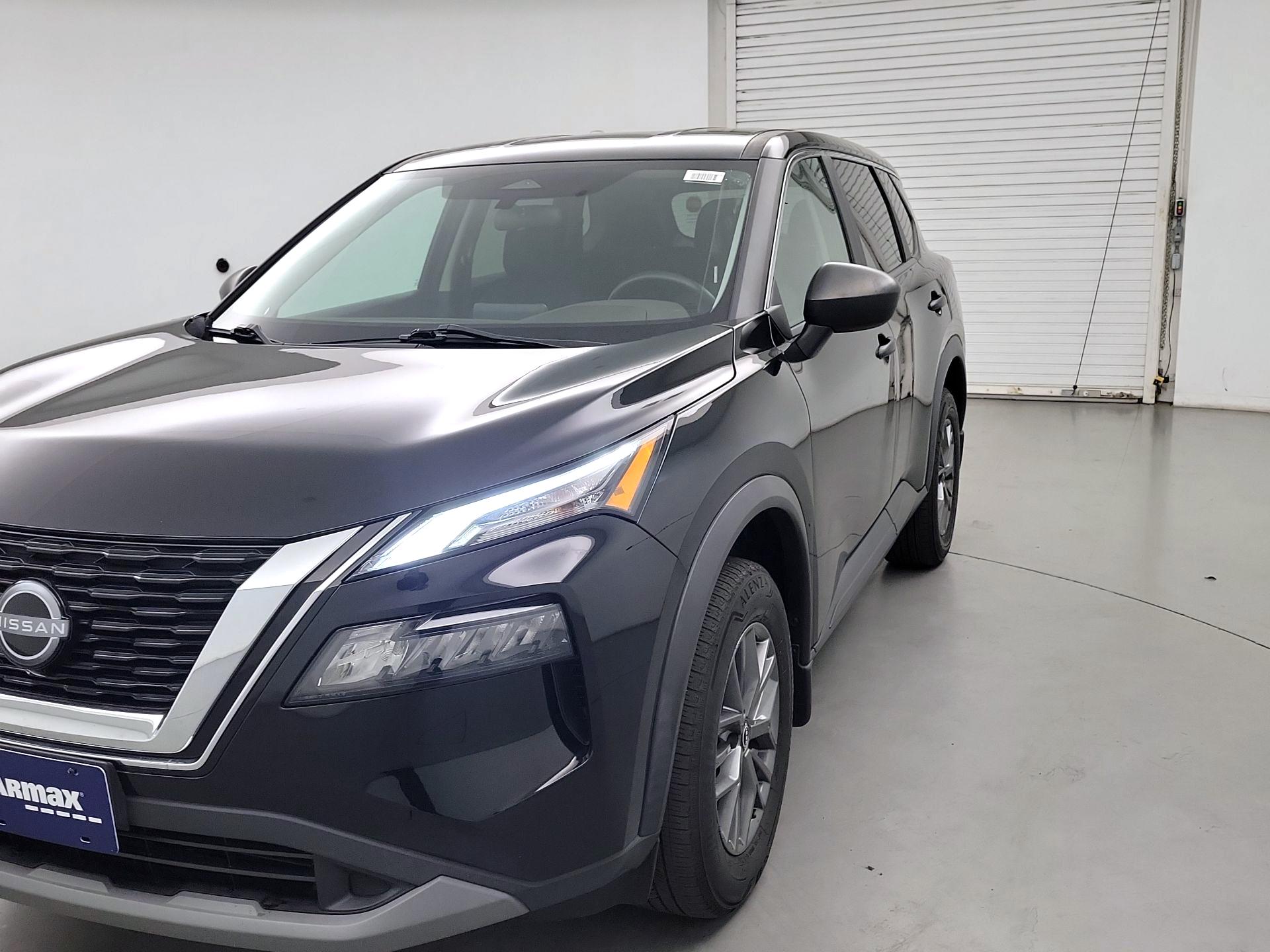 Thumbnail: 2023 Nissan Rogue - 3