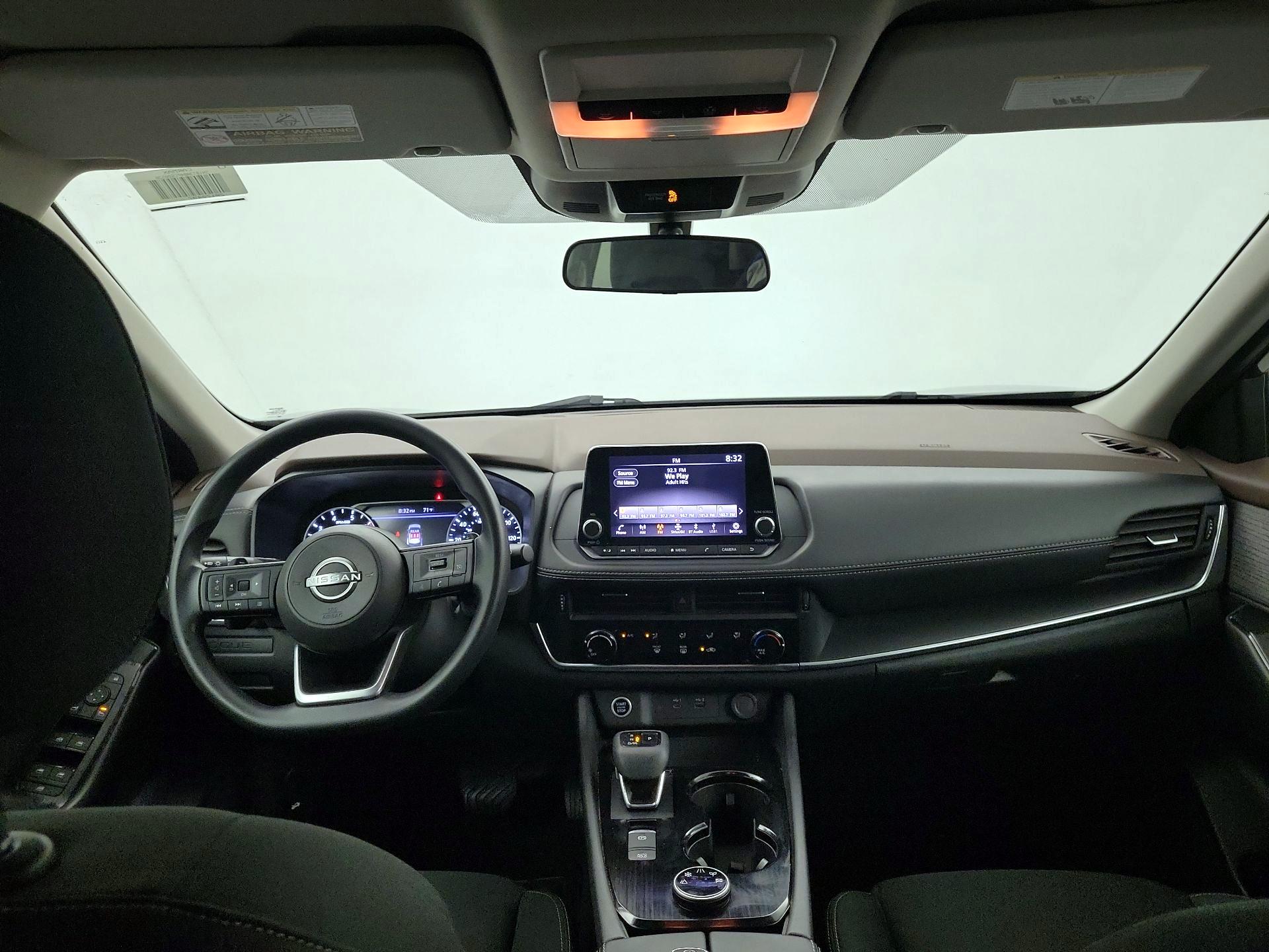 Thumbnail: 2023 Nissan Rogue - 8