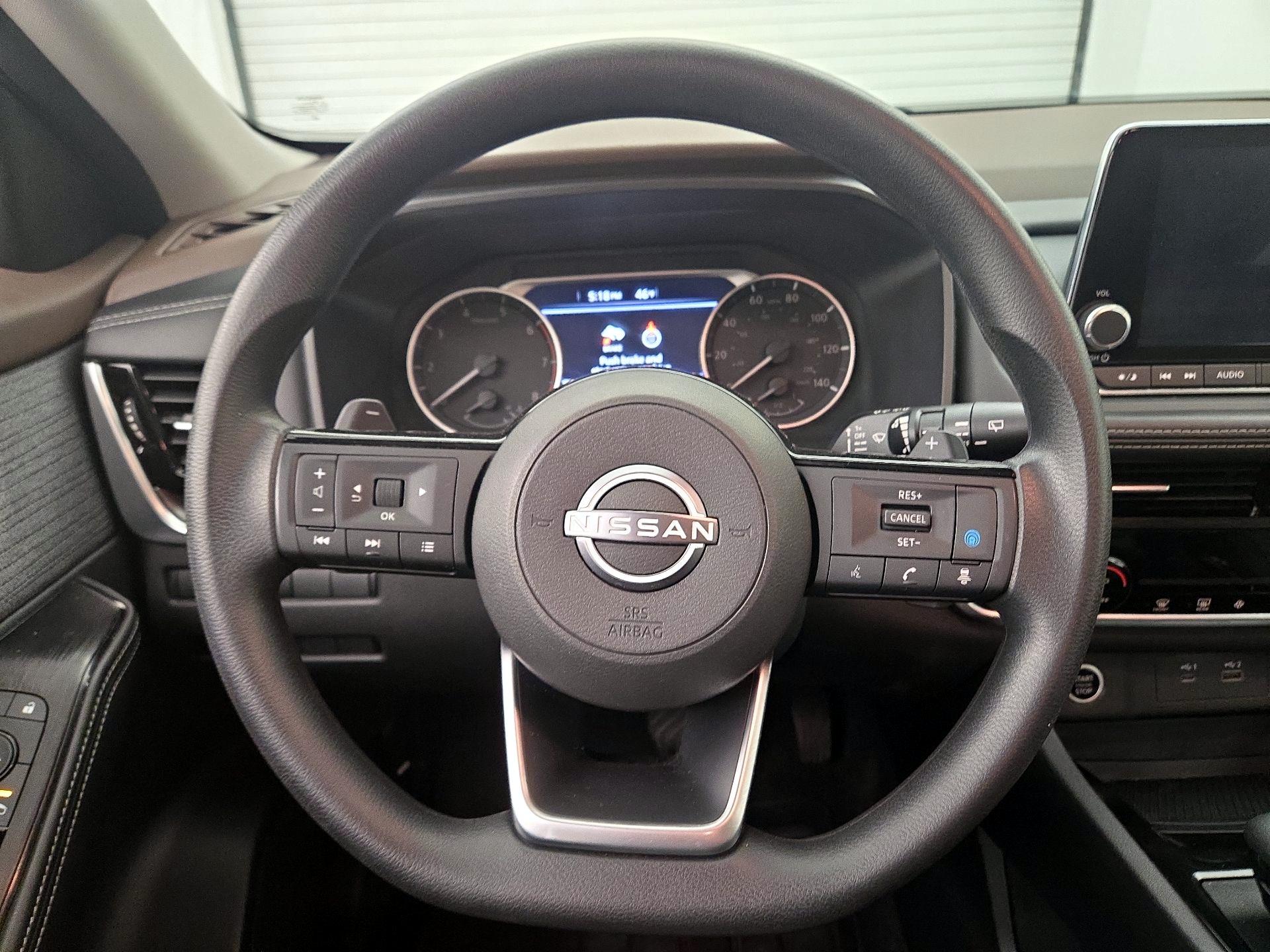 Thumbnail: 2022 Nissan Rogue - 10