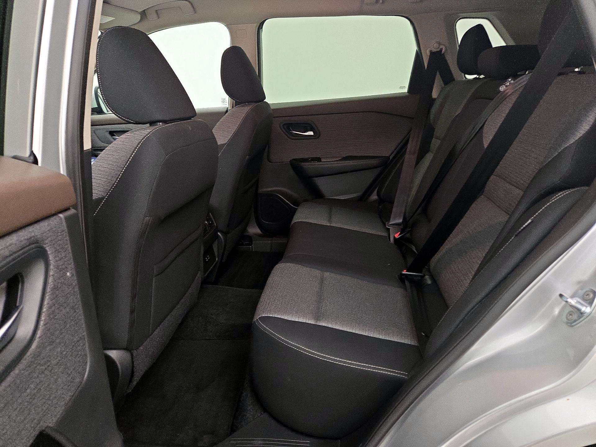 Thumbnail: 2022 Nissan Rogue - 19