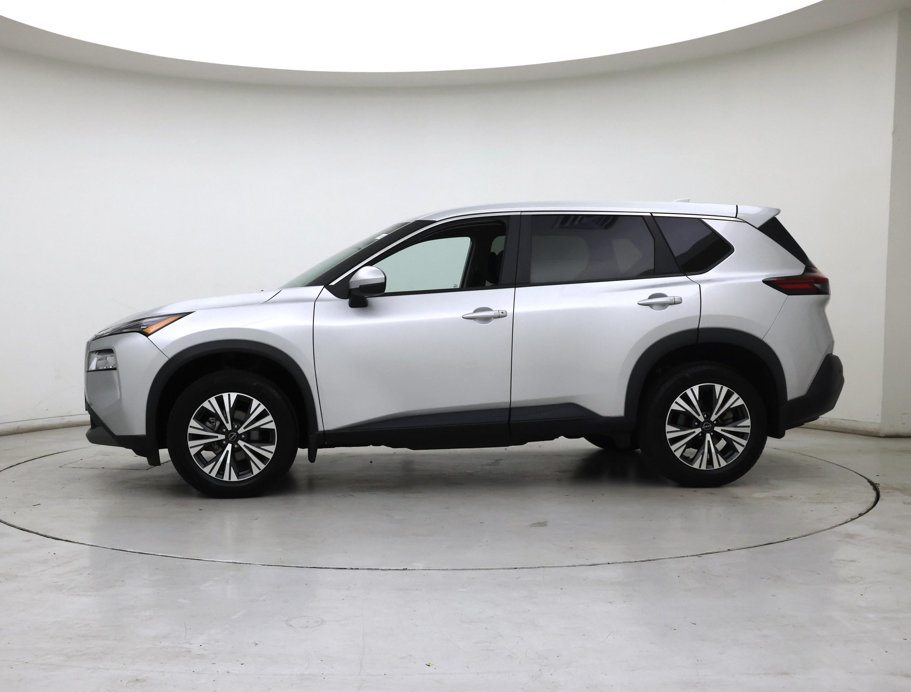 Thumbnail: 2022 Nissan Rogue - 3