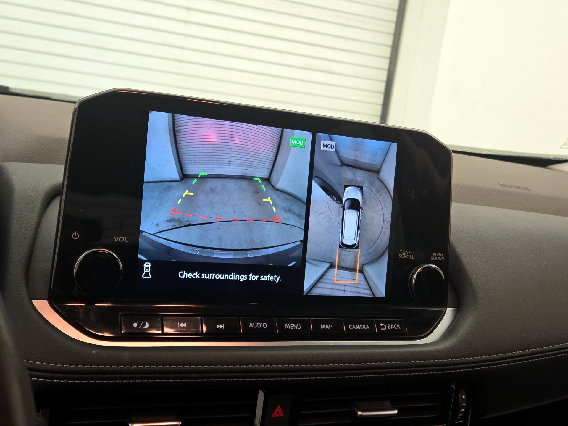 Thumbnail: 2023 Nissan Rogue - 14