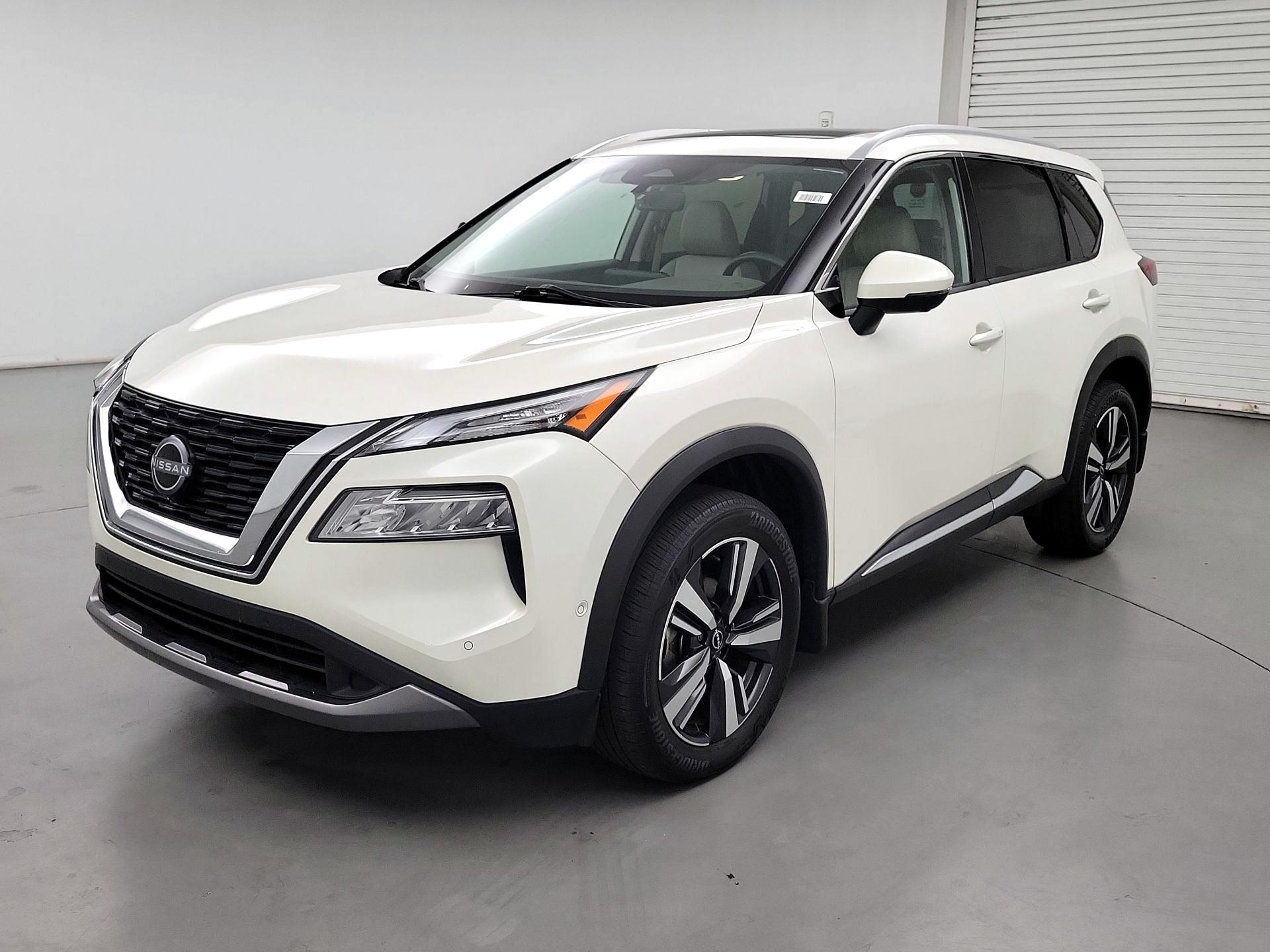 Thumbnail: 2023 Nissan Rogue - 3