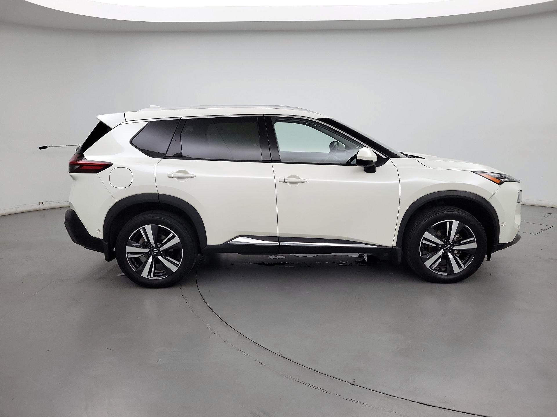 Thumbnail: 2023 Nissan Rogue - 4