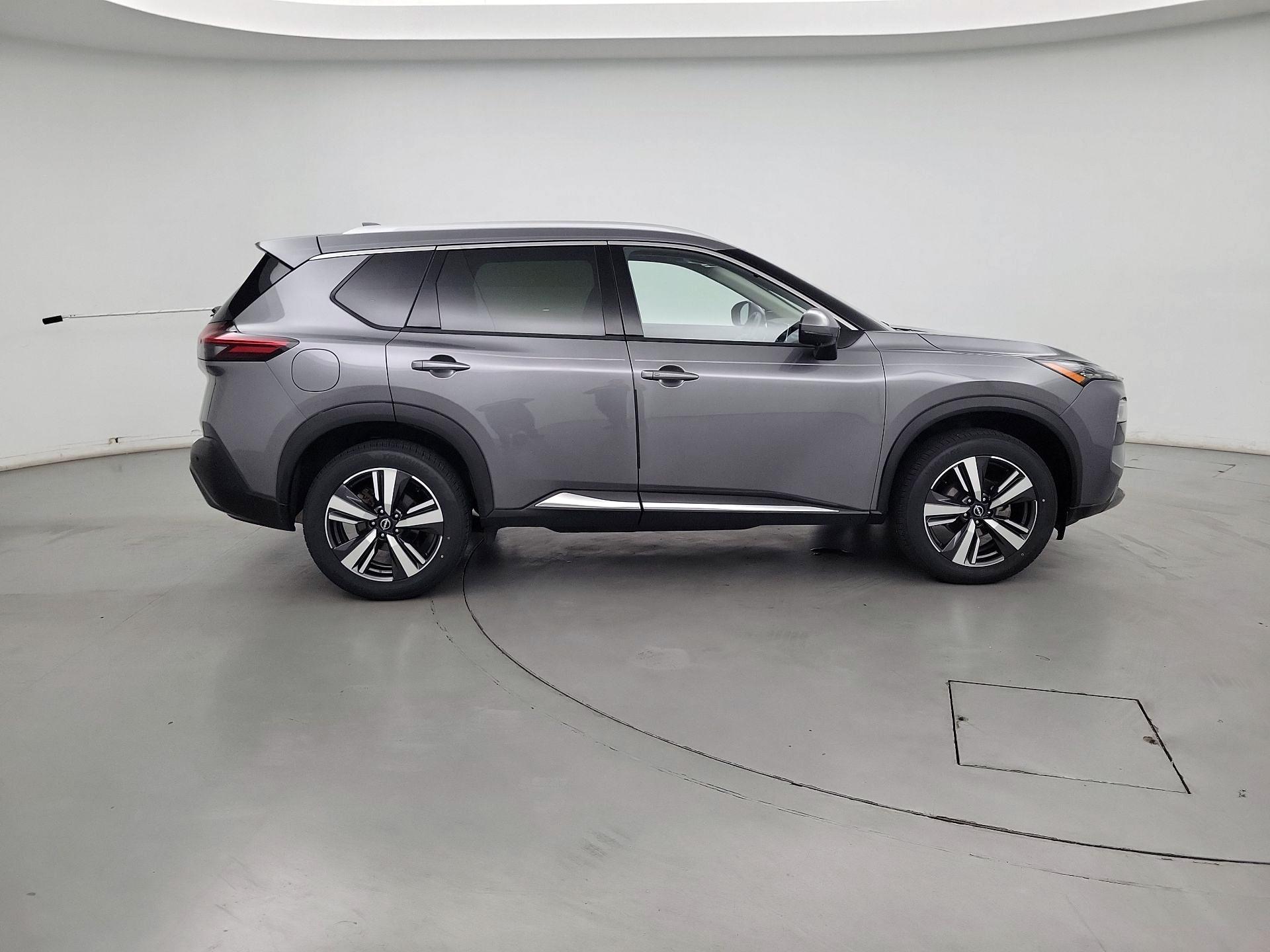 Thumbnail: 2023 Nissan Rogue - 4