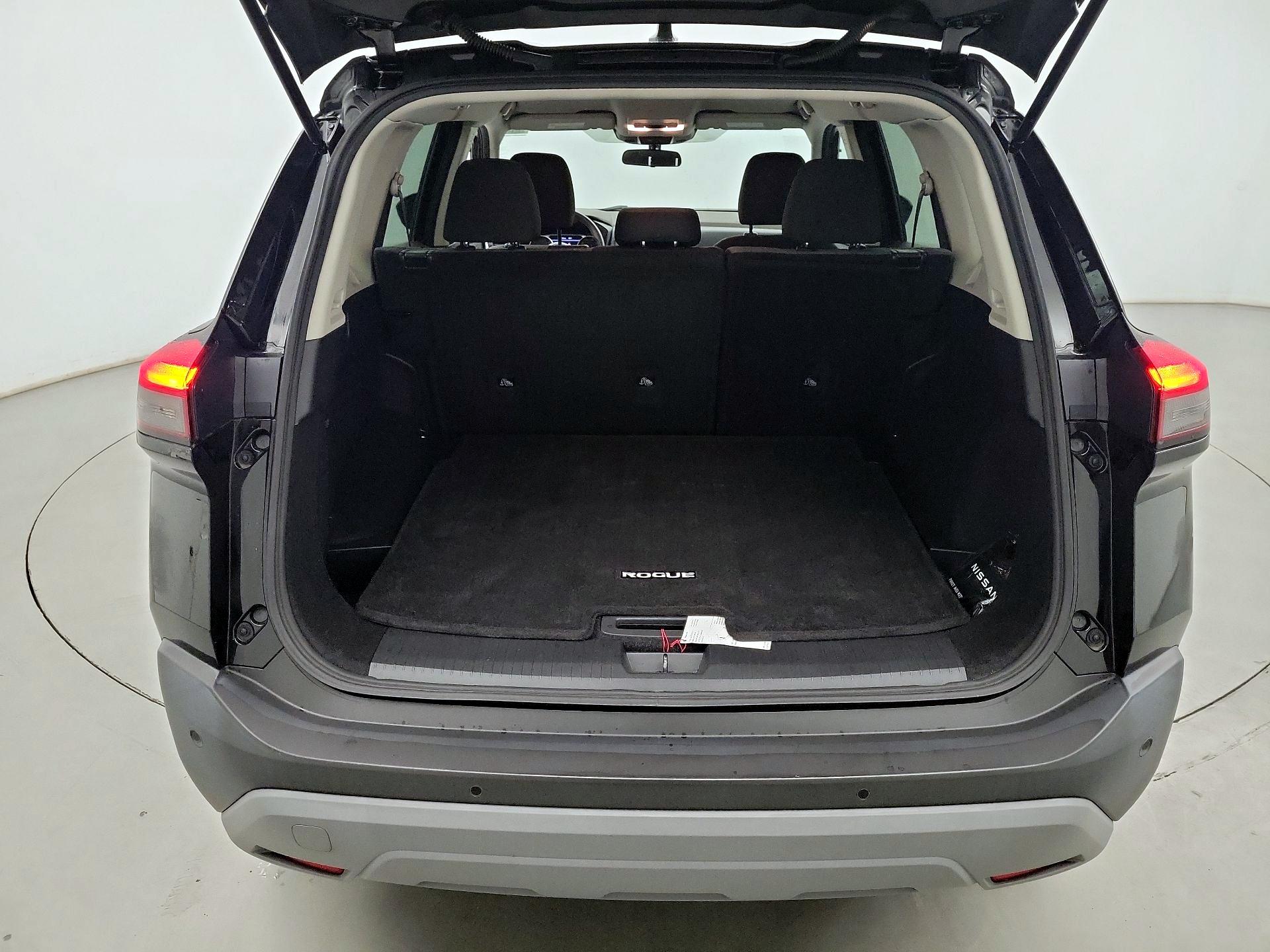 Thumbnail: 2022 Nissan Rogue - 17