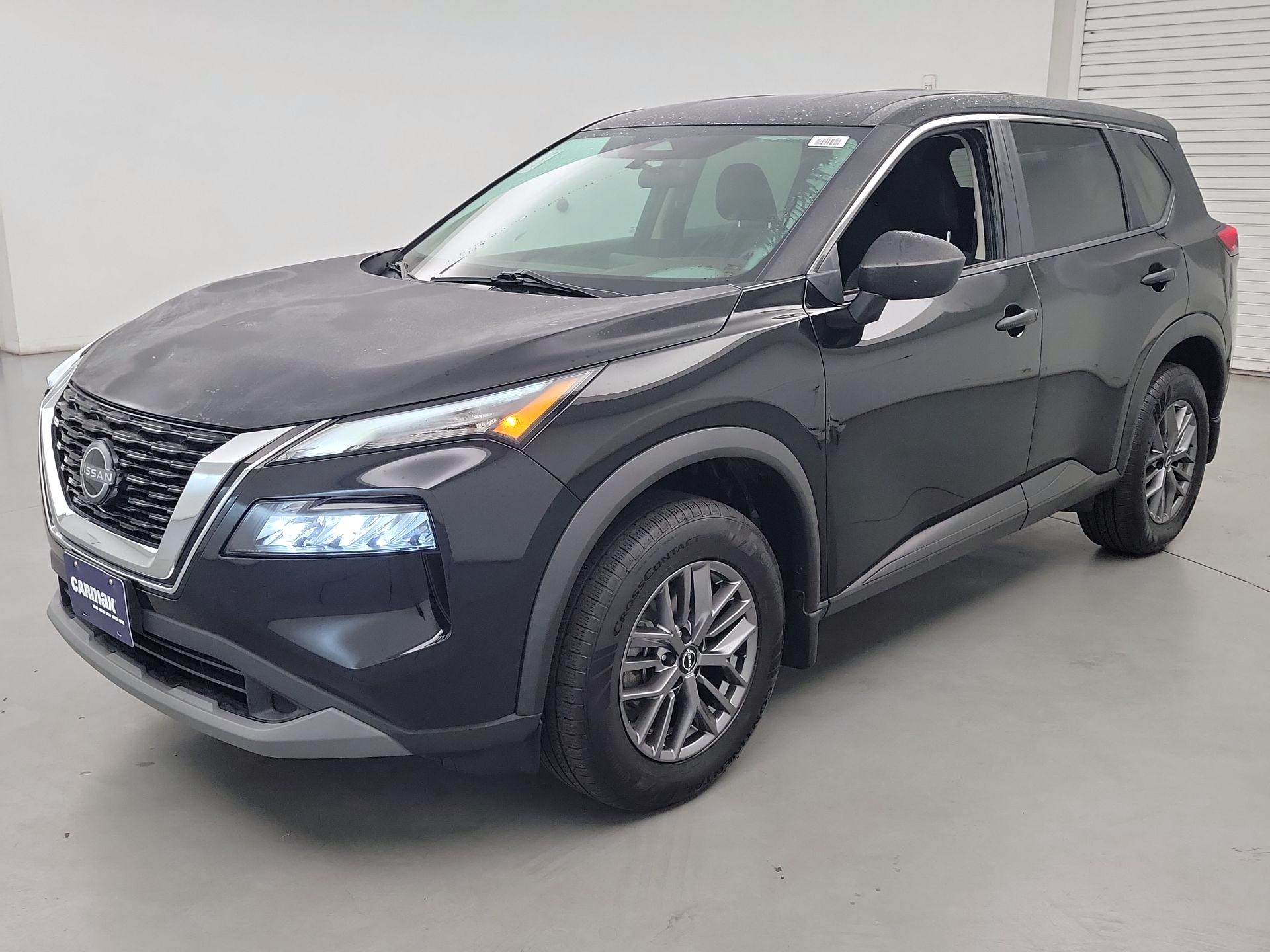 Thumbnail: 2022 Nissan Rogue - 3