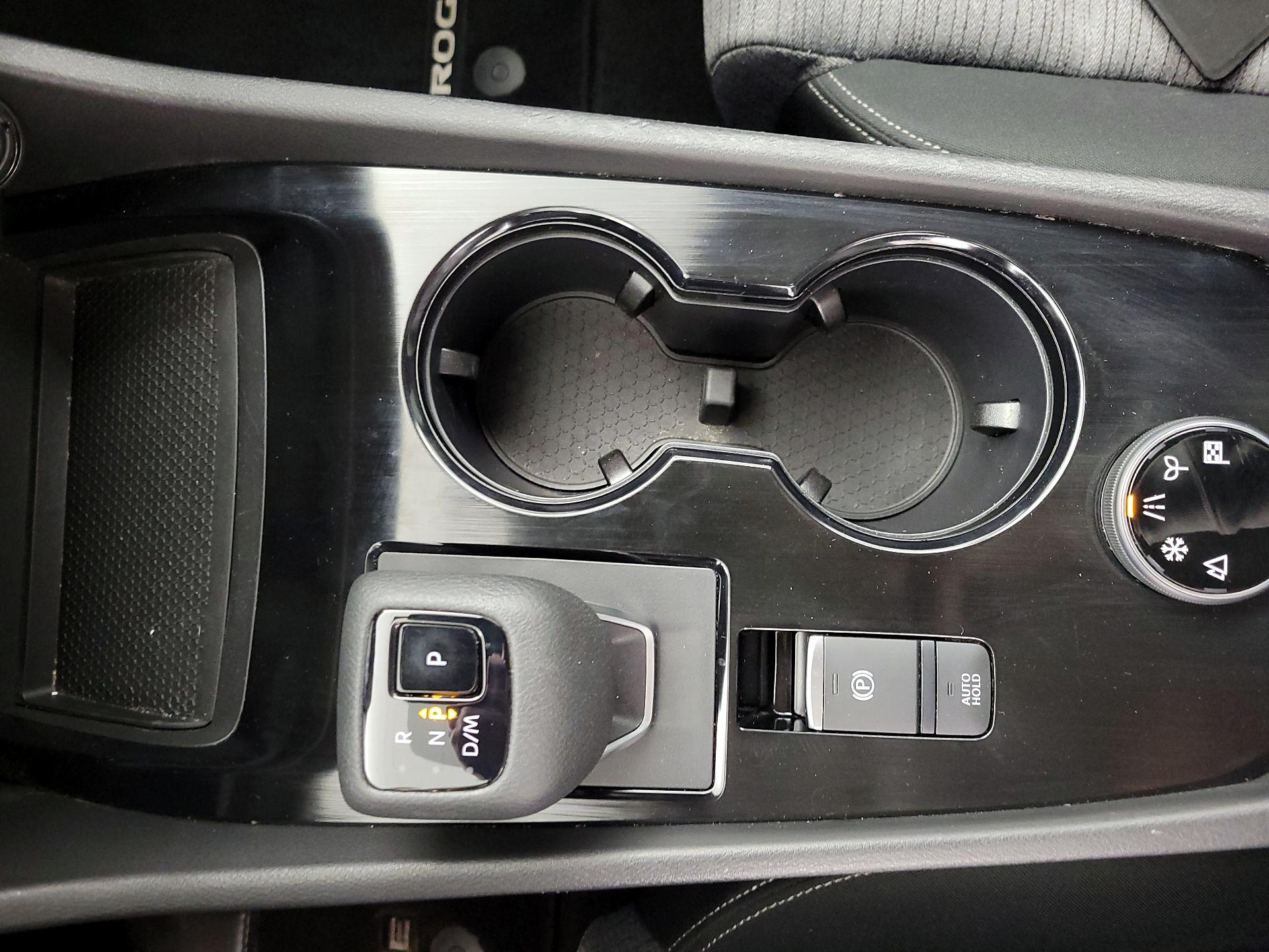 Thumbnail: 2023 Nissan Rogue - 17