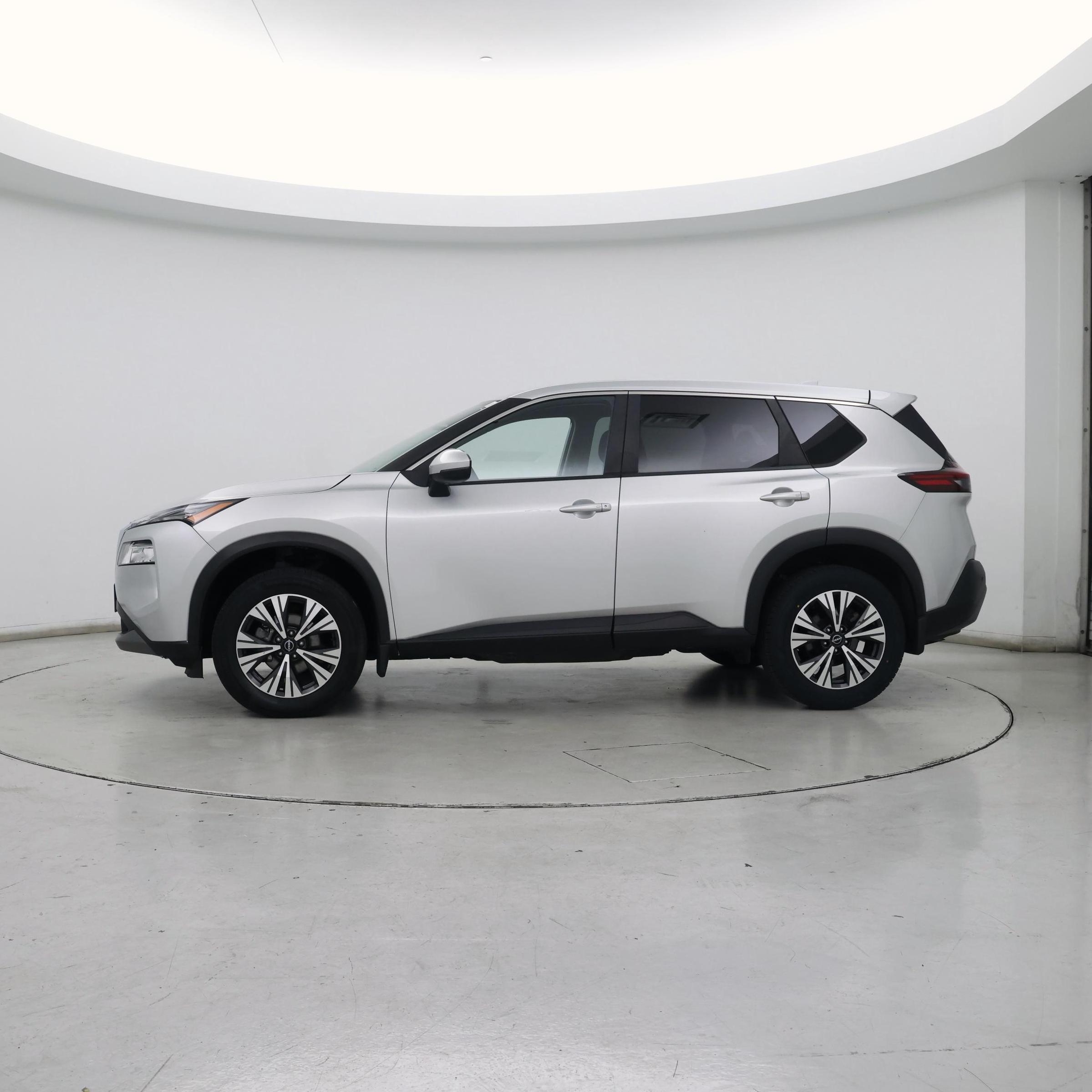 Thumbnail: 2023 Nissan Rogue - 3