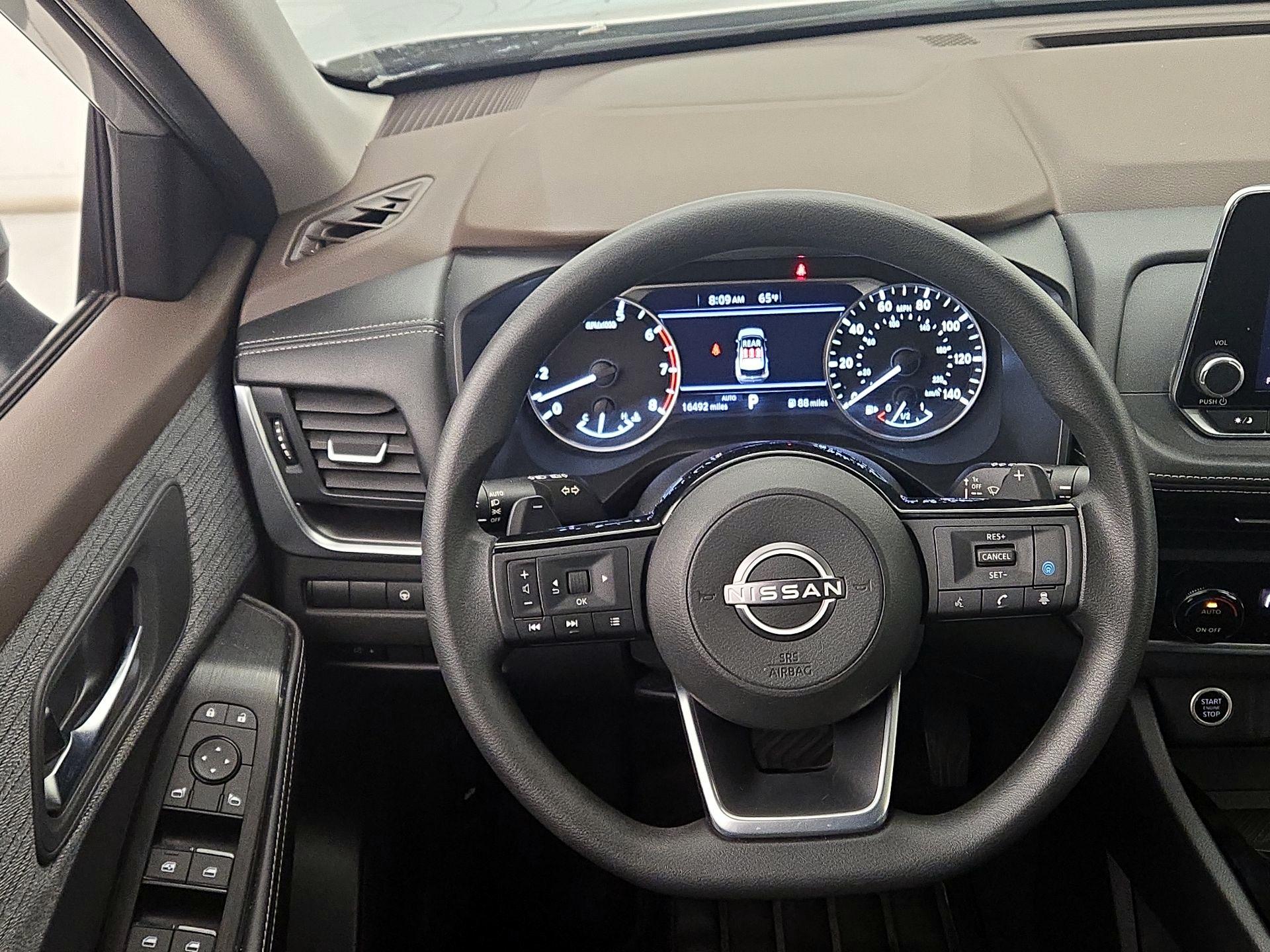 Thumbnail: 2023 Nissan Rogue - 10