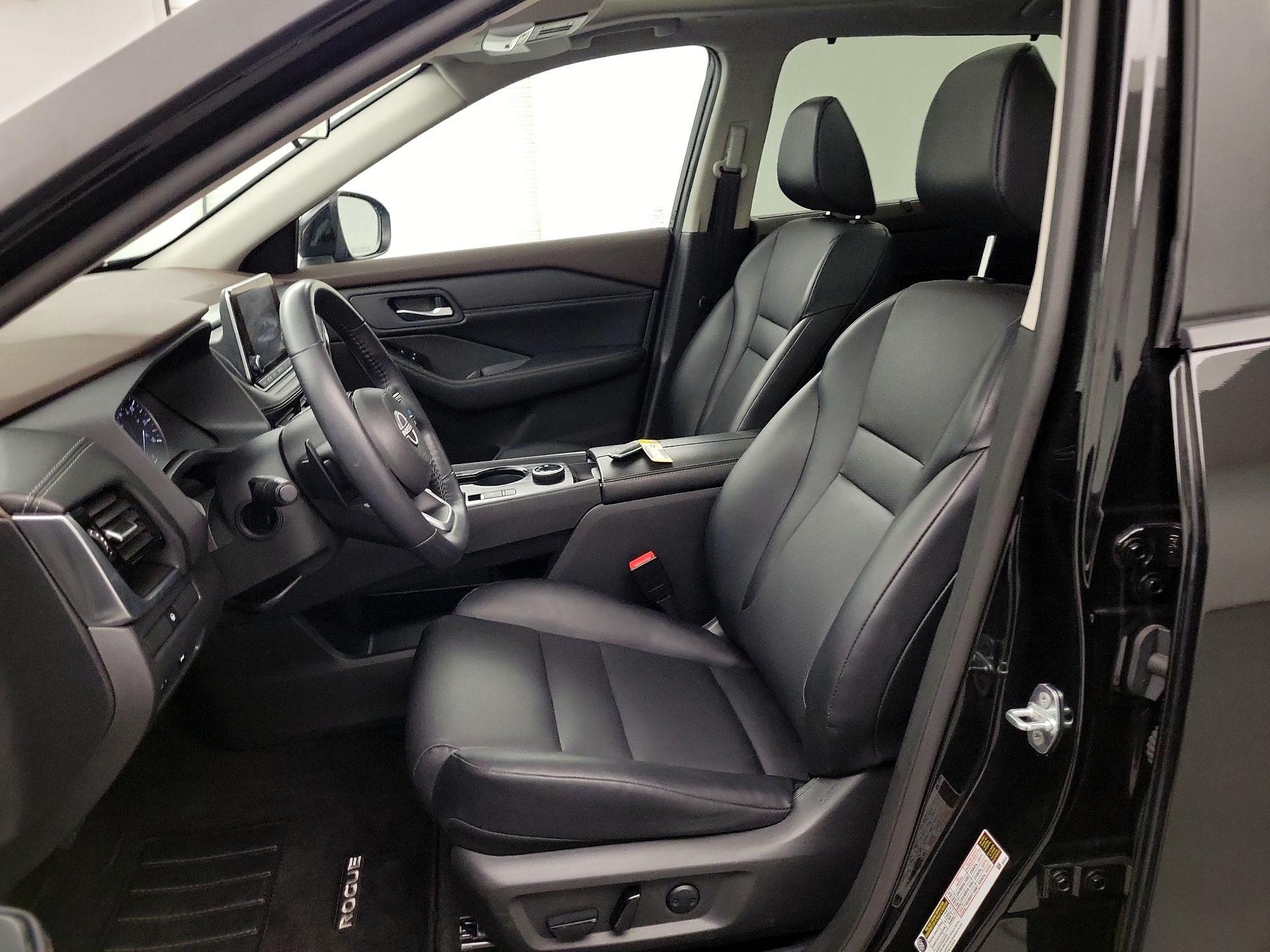 Thumbnail: 2023 Nissan Rogue - 9