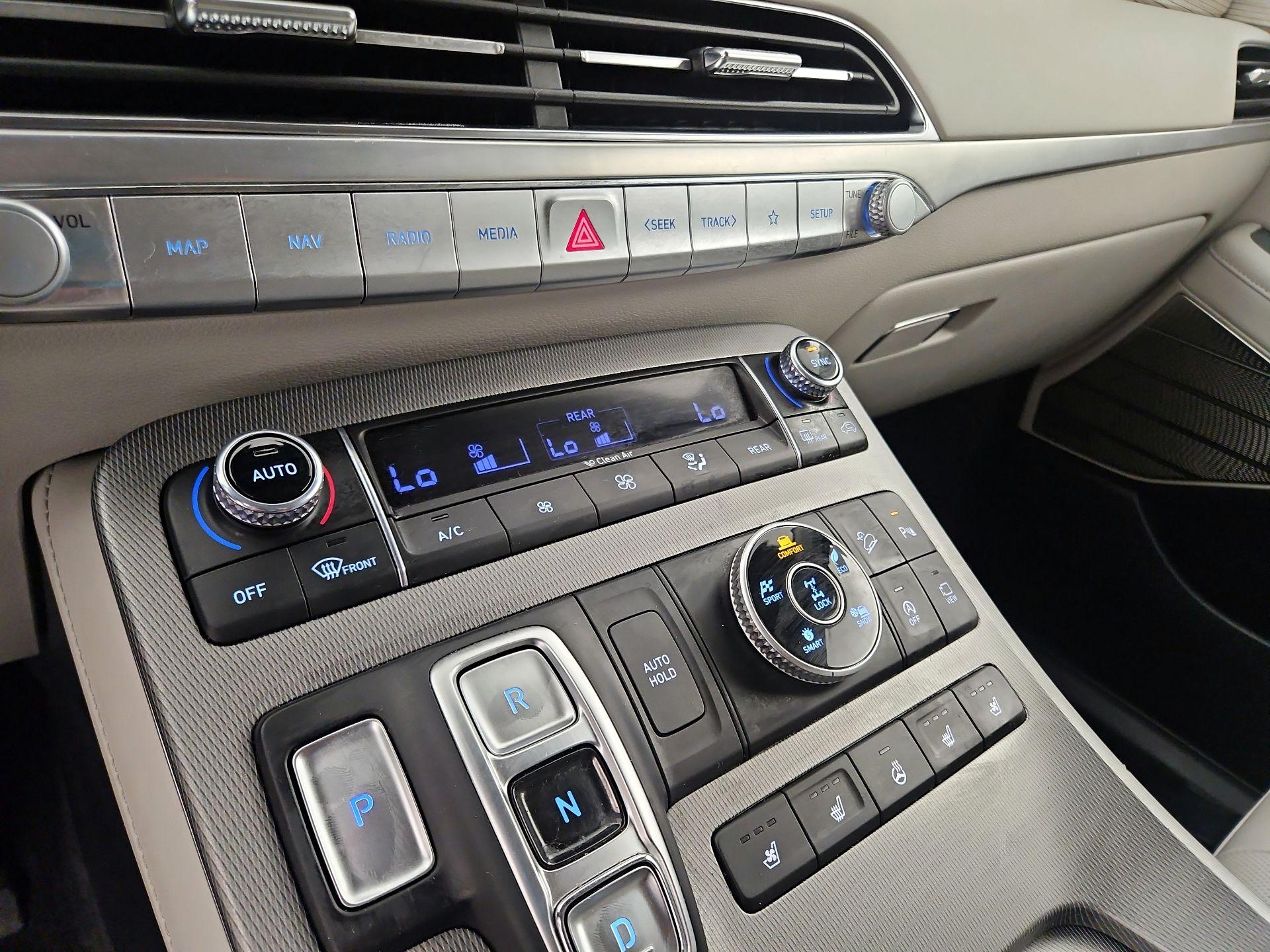 Thumbnail: 2022 Hyundai Palisade - 16