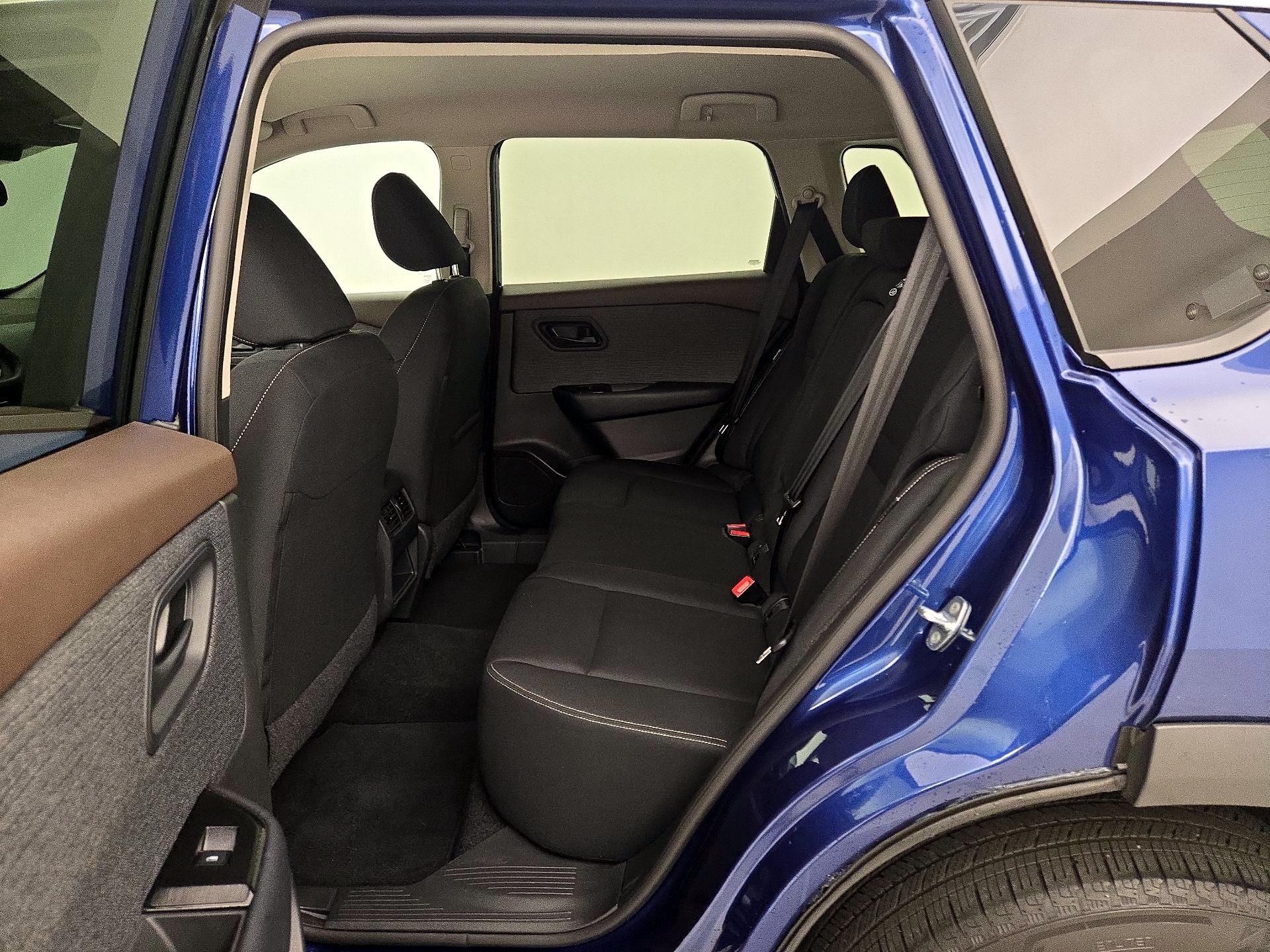 Thumbnail: 2023 Nissan Rogue - 18