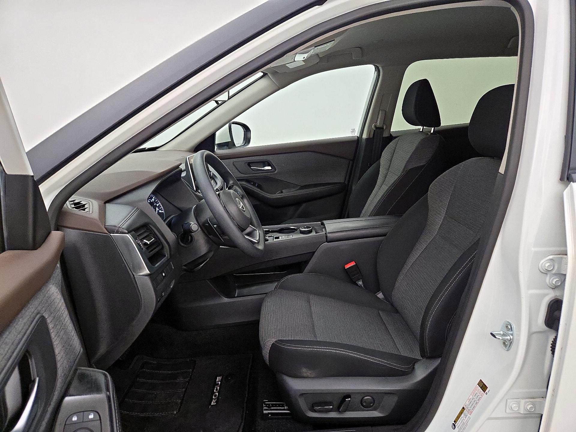 Thumbnail: 2023 Nissan Rogue - 11