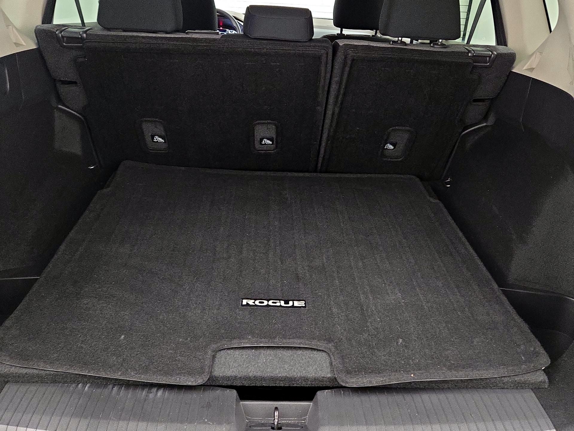 Thumbnail: 2023 Nissan Rogue - 19