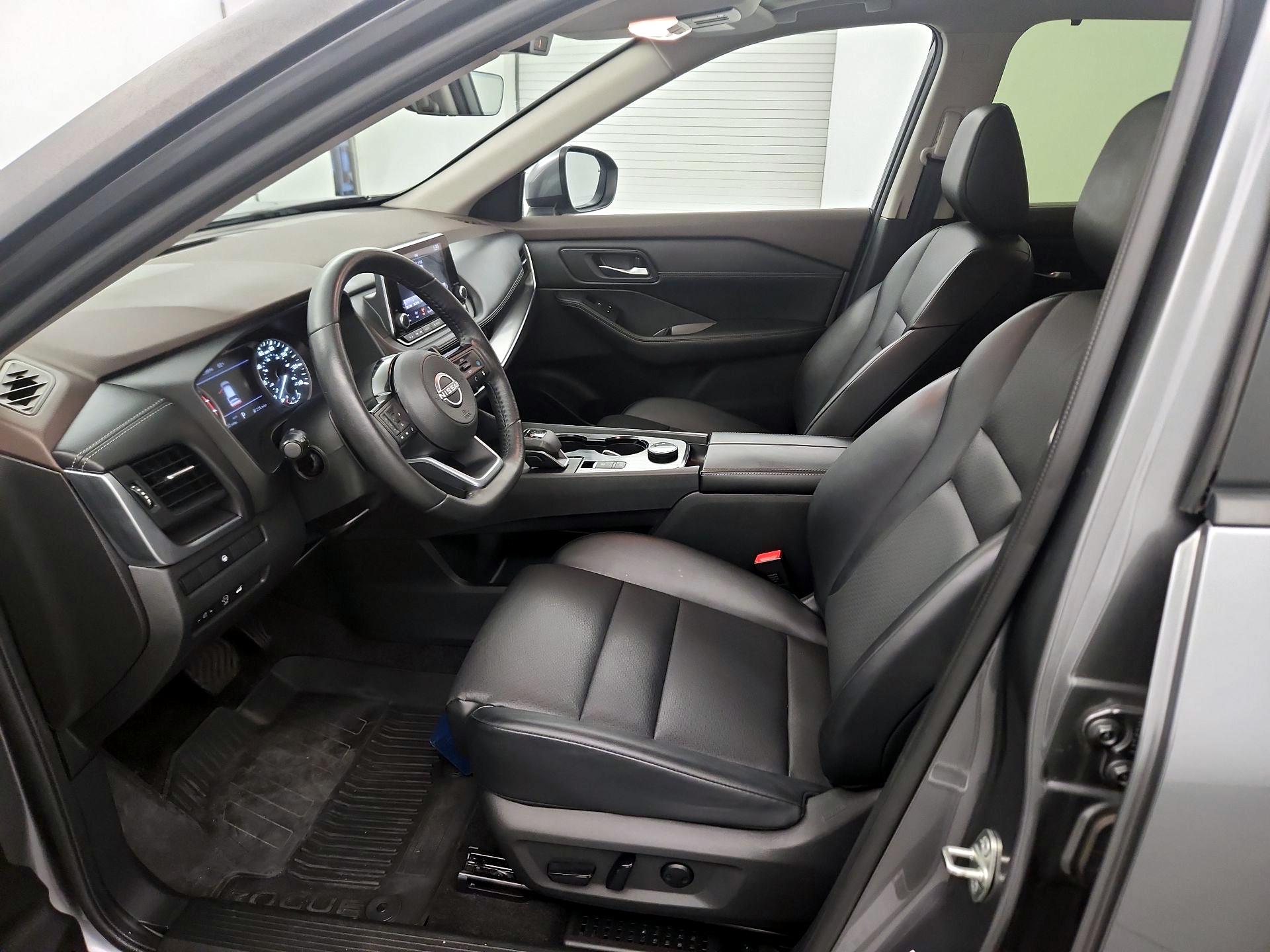 Thumbnail: 2023 Nissan Rogue - 9