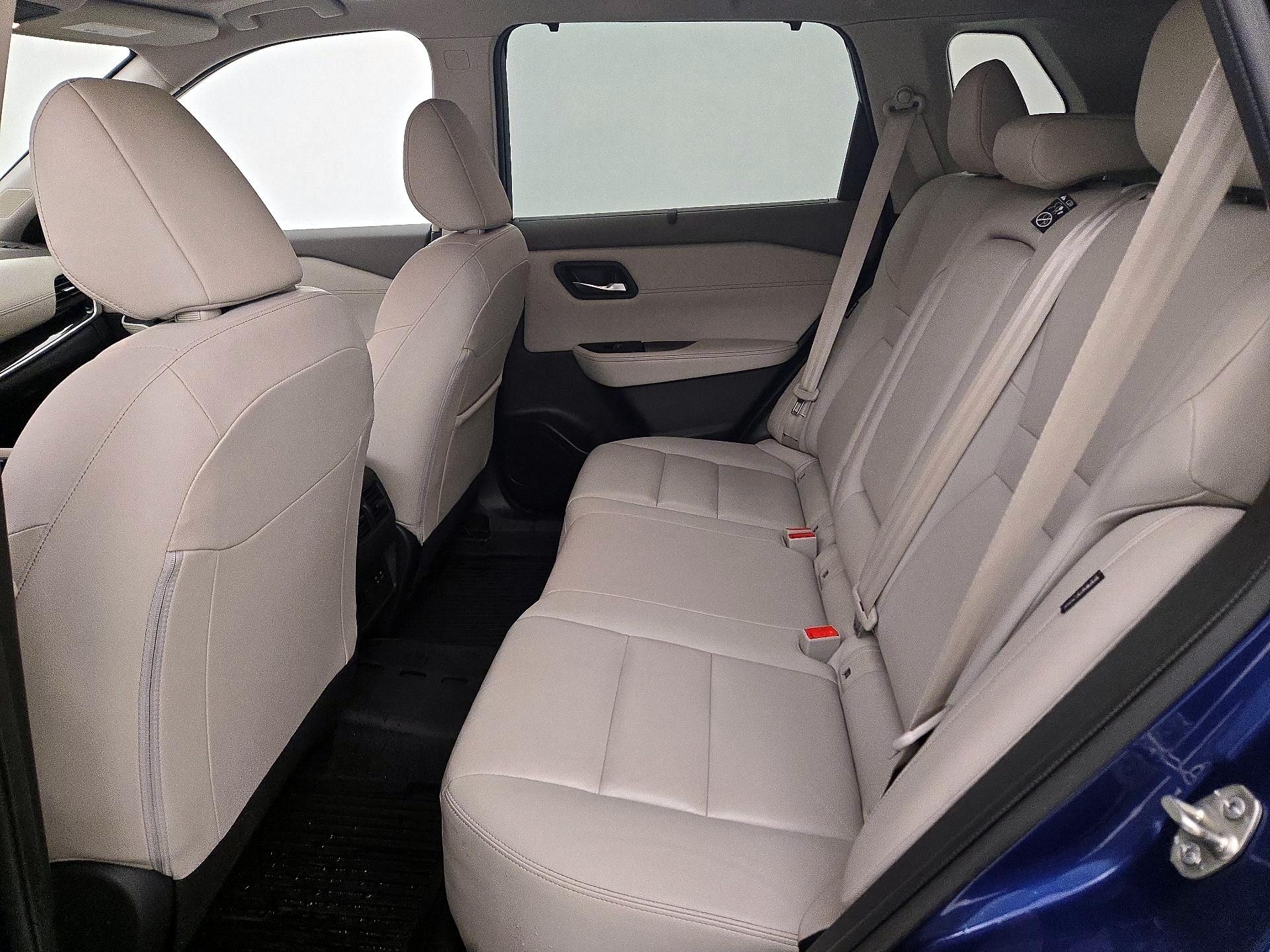 Thumbnail: 2023 Nissan Rogue - 20