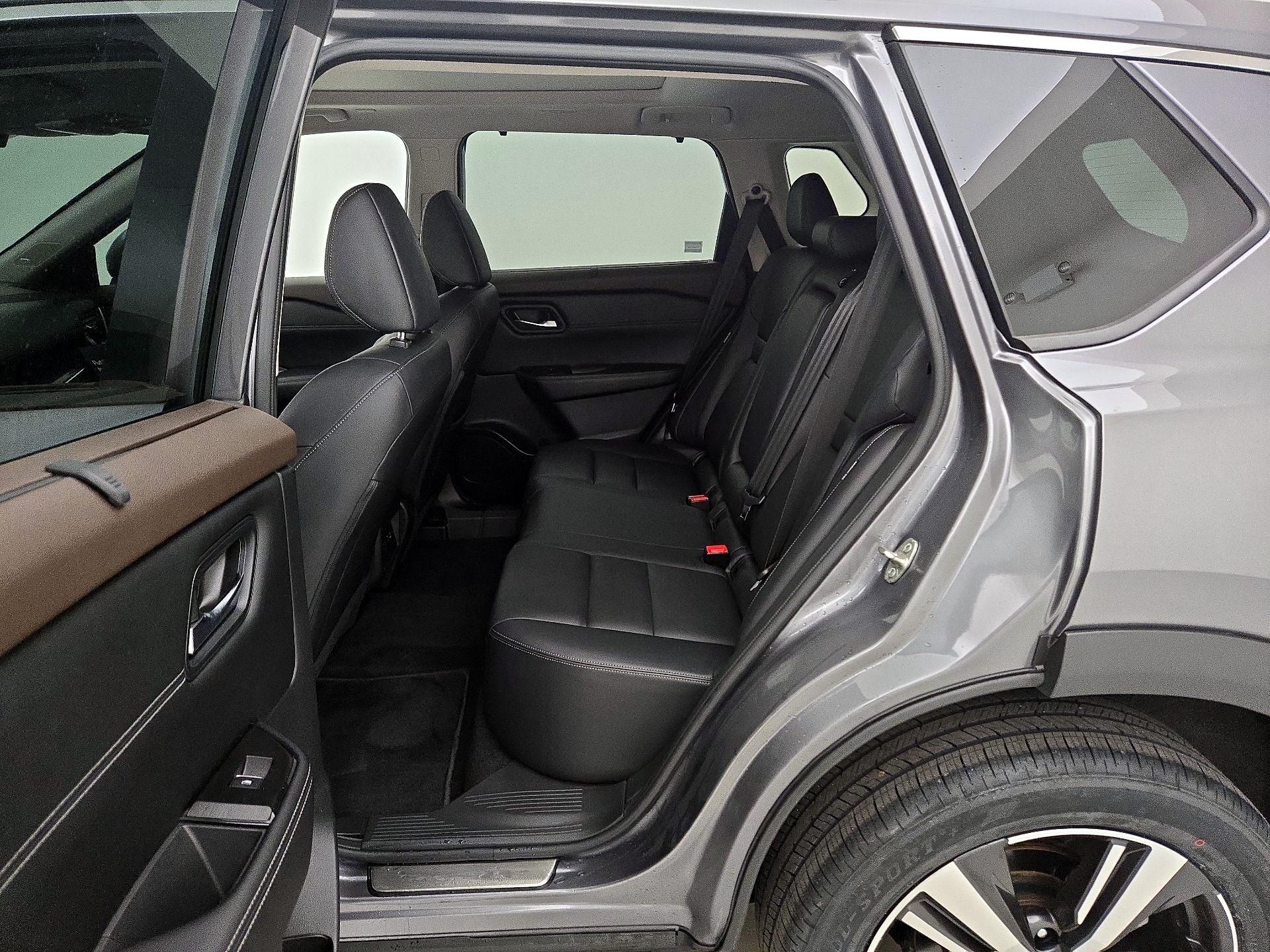 Thumbnail: 2023 Nissan Rogue - 19