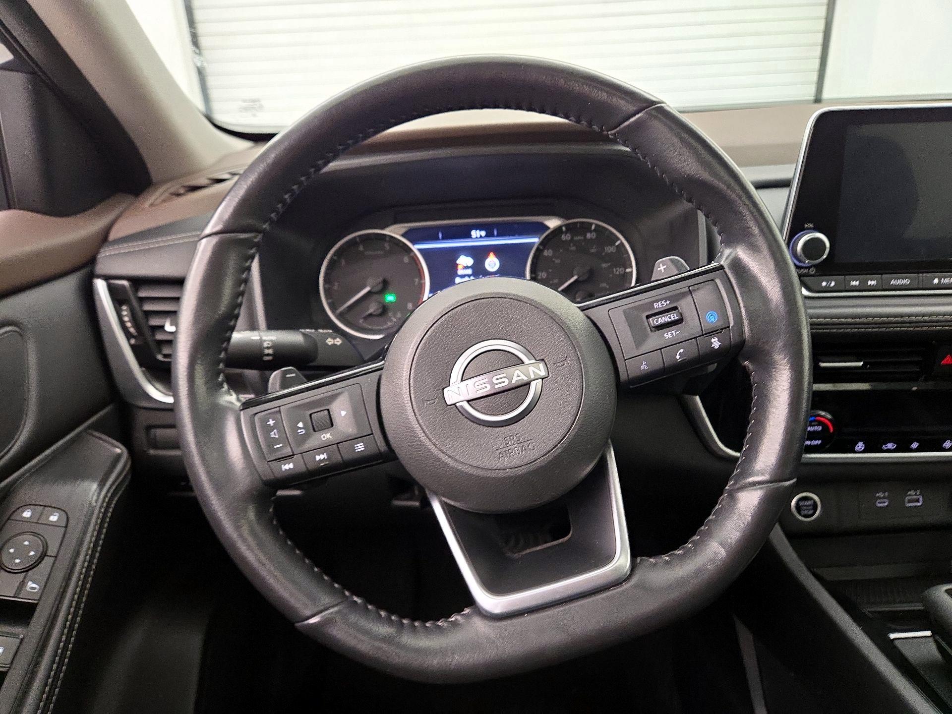 Thumbnail: 2022 Nissan Rogue - 10