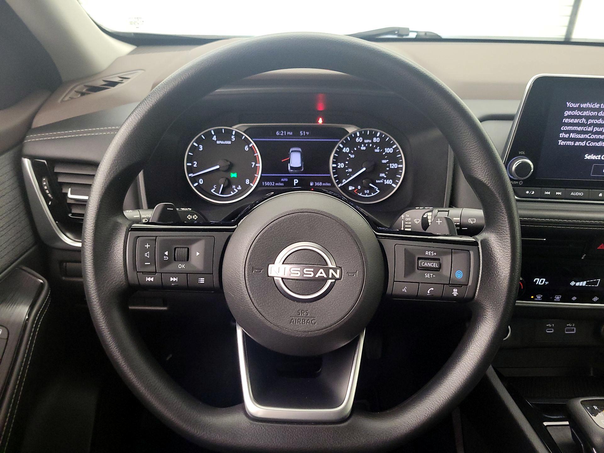 Thumbnail: 2022 Nissan Rogue - 10