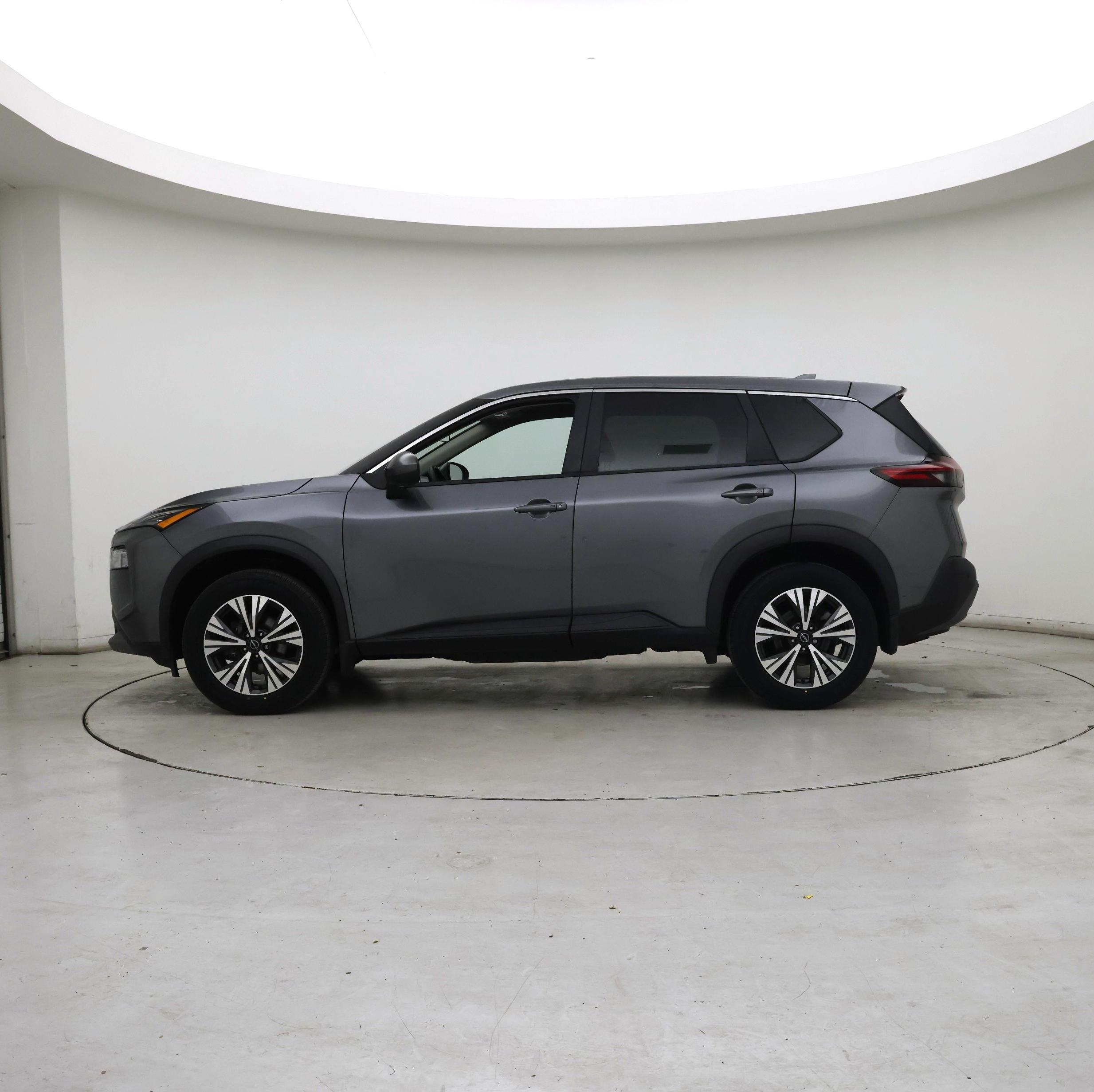 Thumbnail: 2022 Nissan Rogue - 3