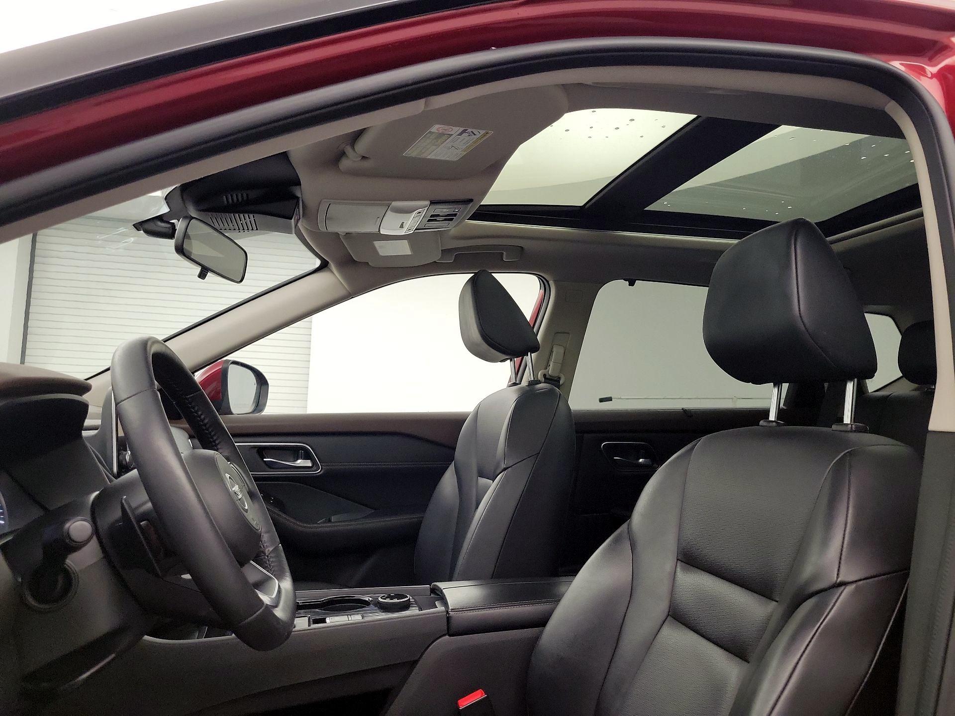 Thumbnail: 2021 Nissan Rogue - 17