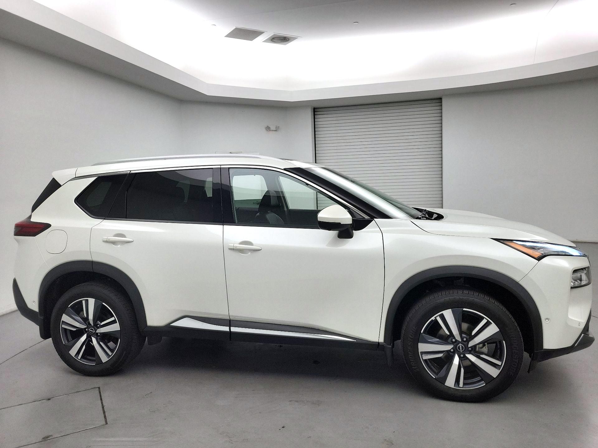 Thumbnail: 2022 Nissan Rogue - 4