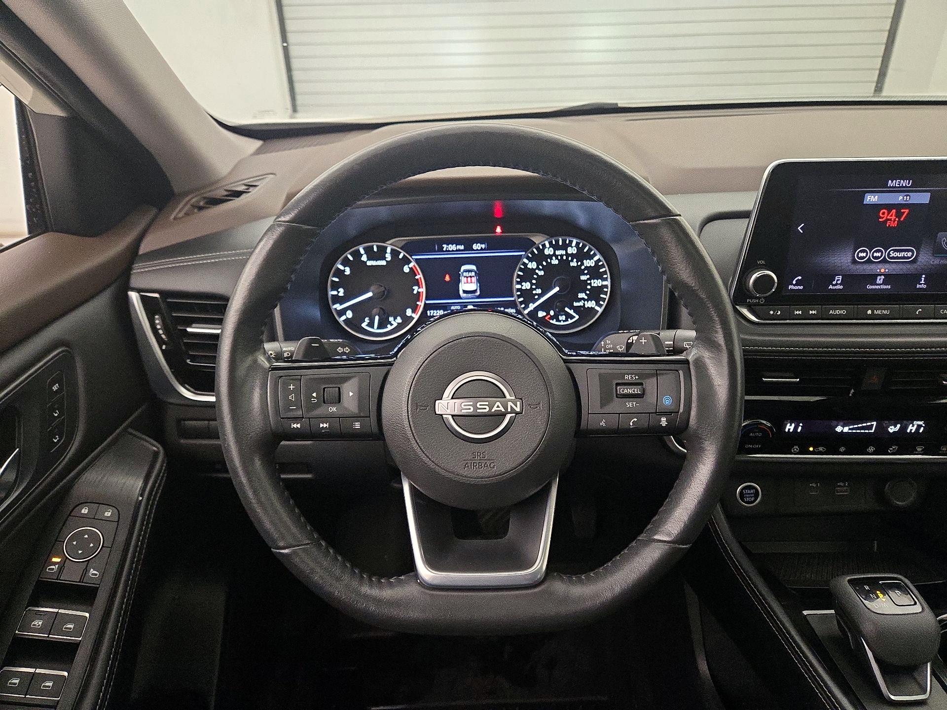 Thumbnail: 2023 Nissan Rogue - 10