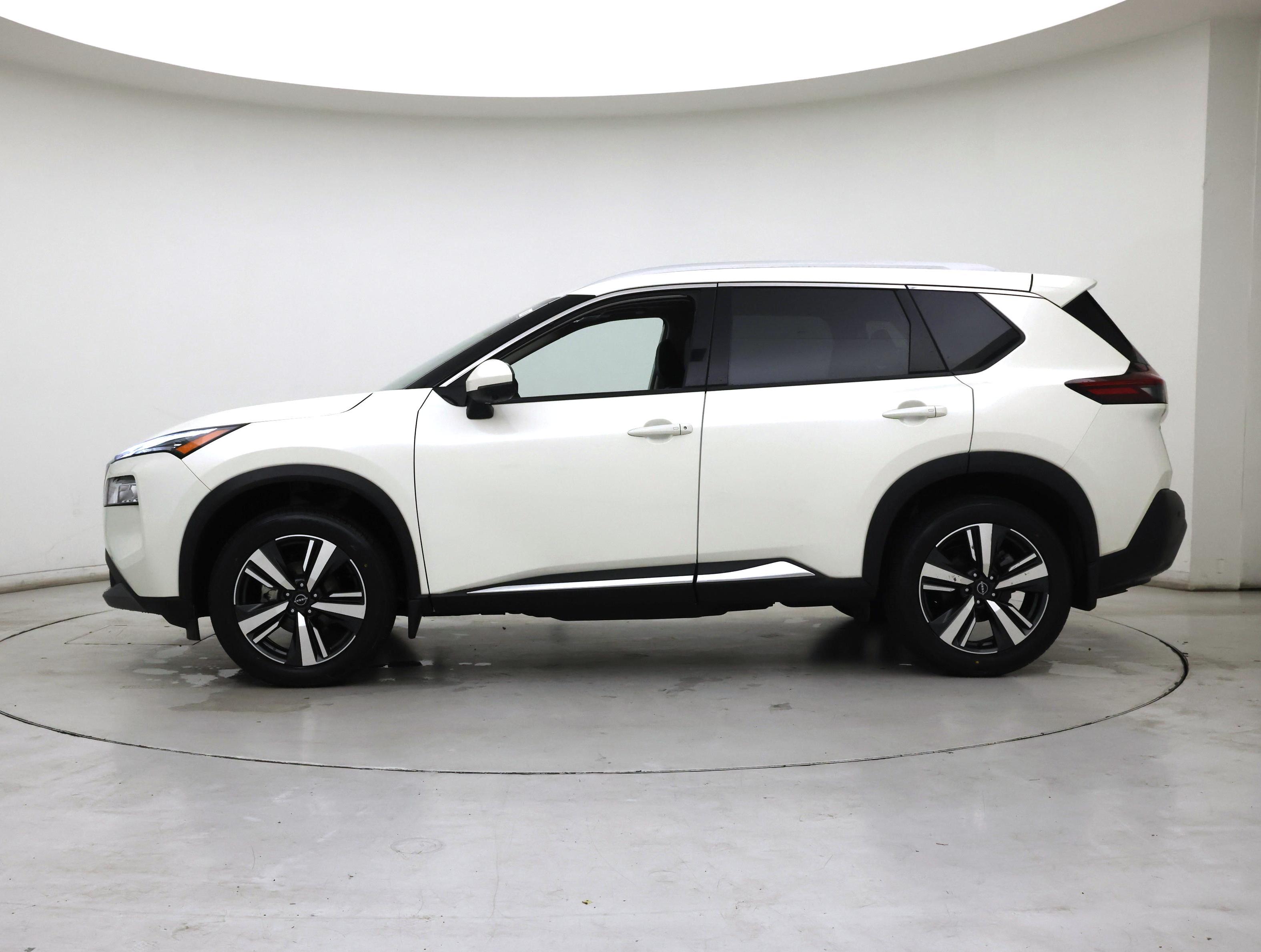 Thumbnail: 2023 Nissan Rogue - 3