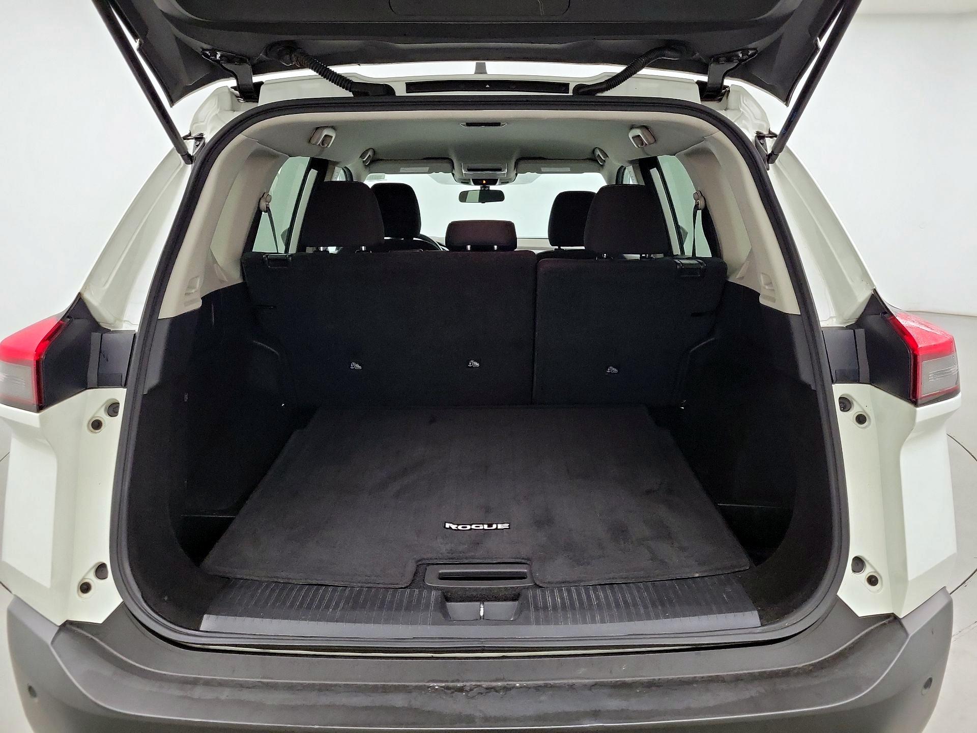 Thumbnail: 2023 Nissan Rogue - 18