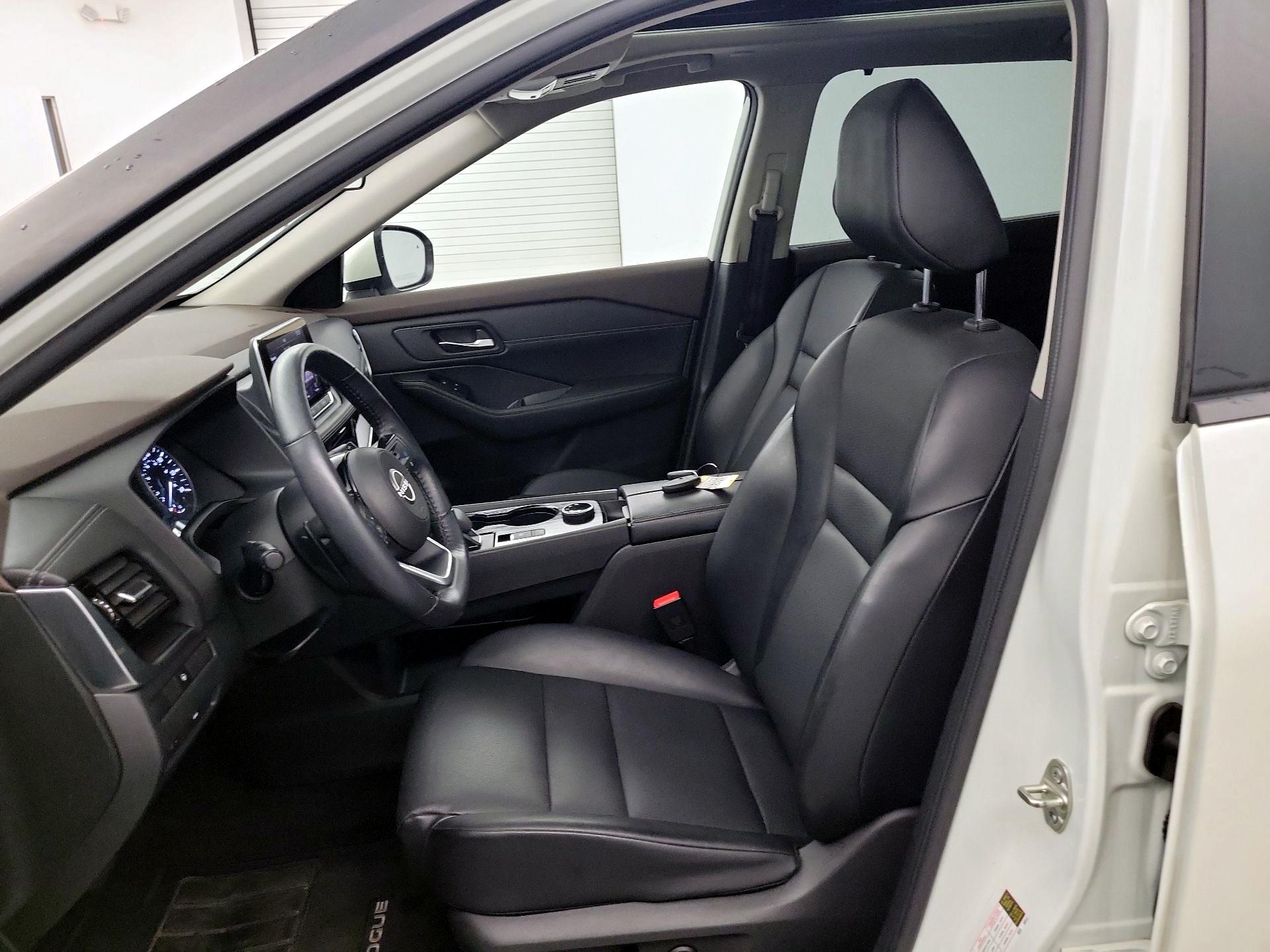 Thumbnail: 2022 Nissan Rogue - 9