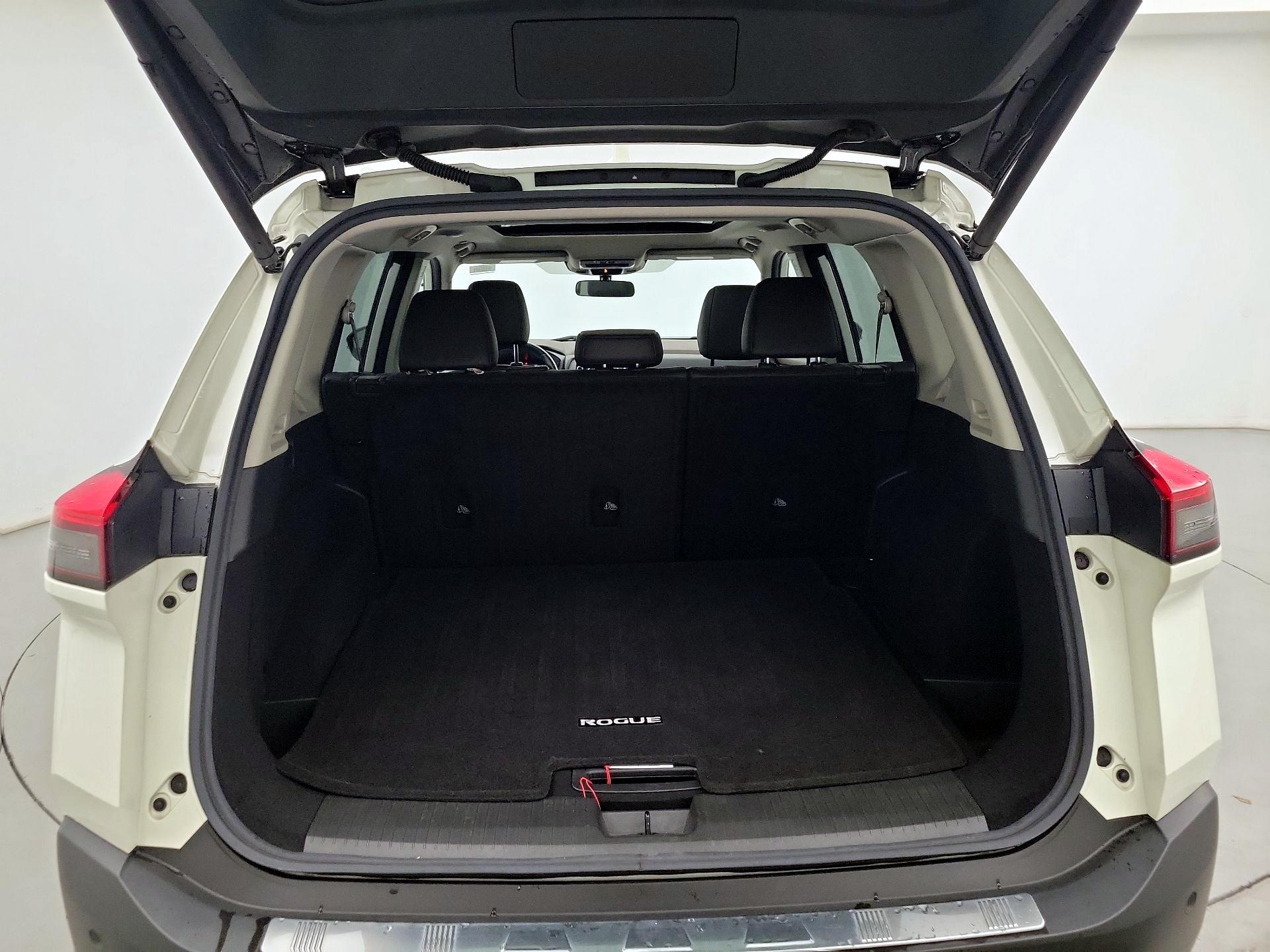 Thumbnail: 2022 Nissan Rogue - 19