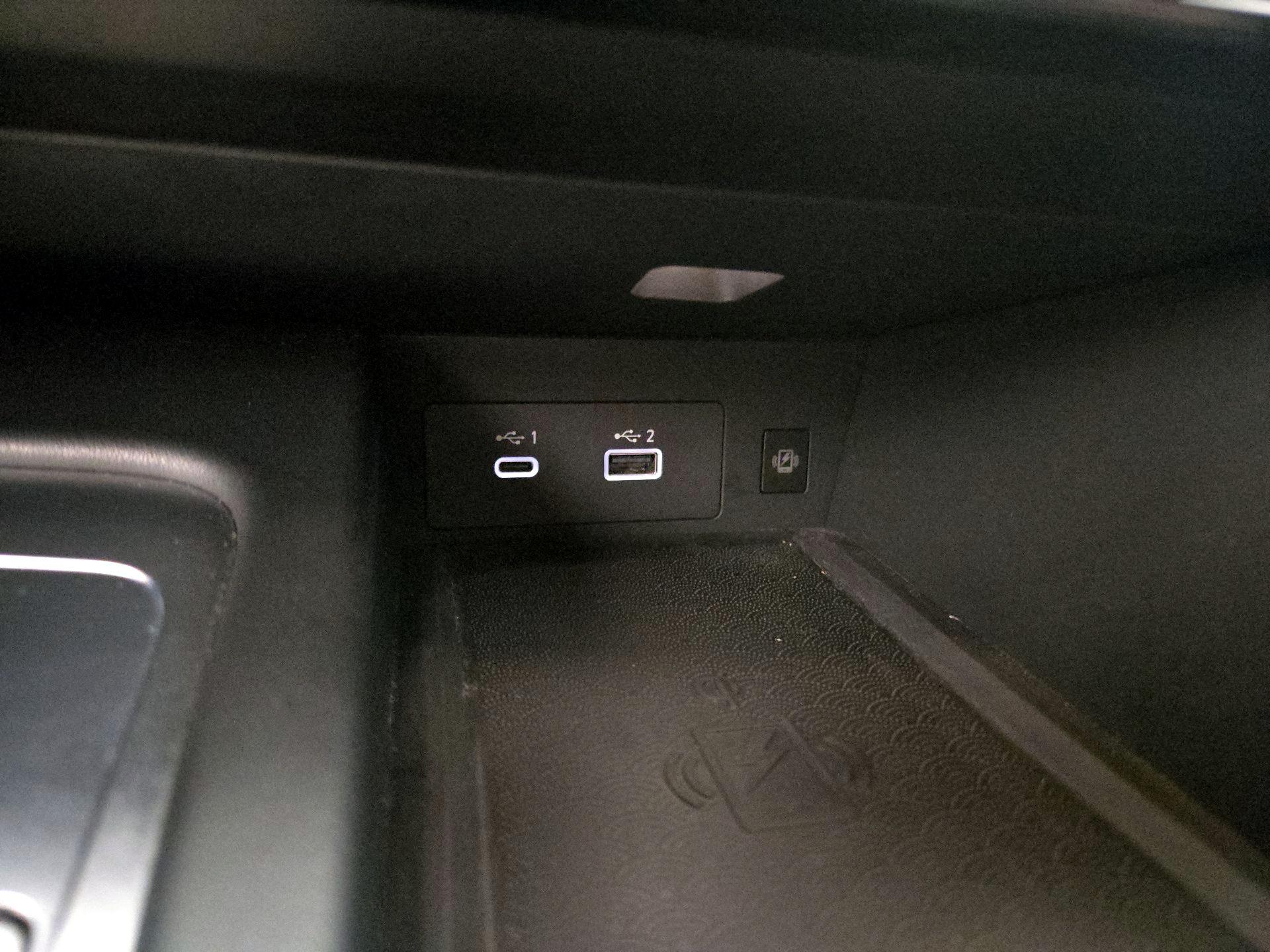 Thumbnail: 2023 INFINITI QX60 - 19