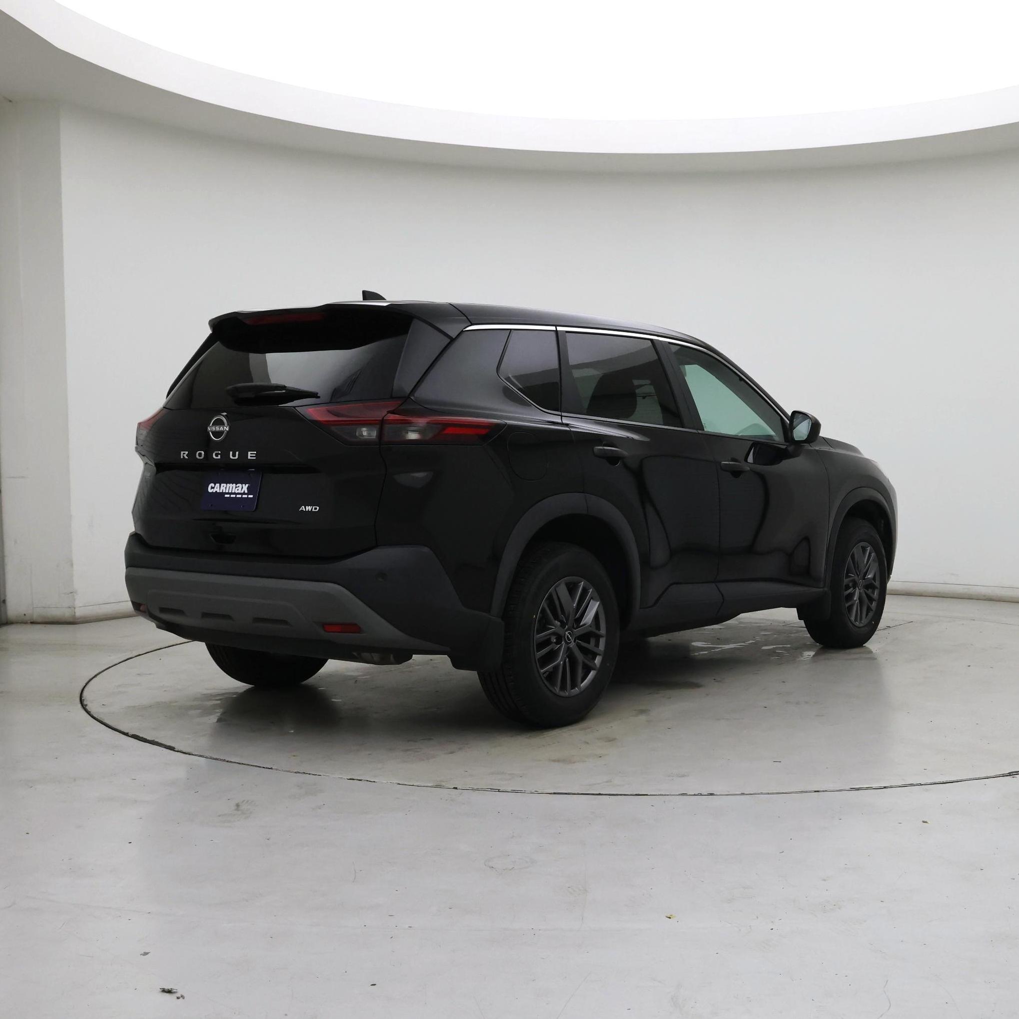 Thumbnail: 2023 Nissan Rogue - 8