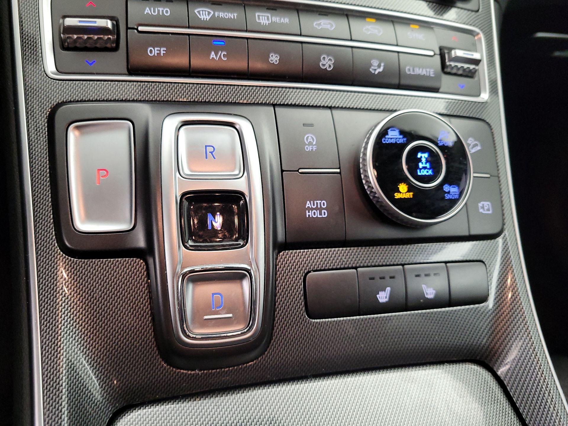 Thumbnail: 2023 Hyundai Santa Fe - 18