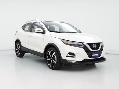 White 2022 Nissan Rogue Sport SL
