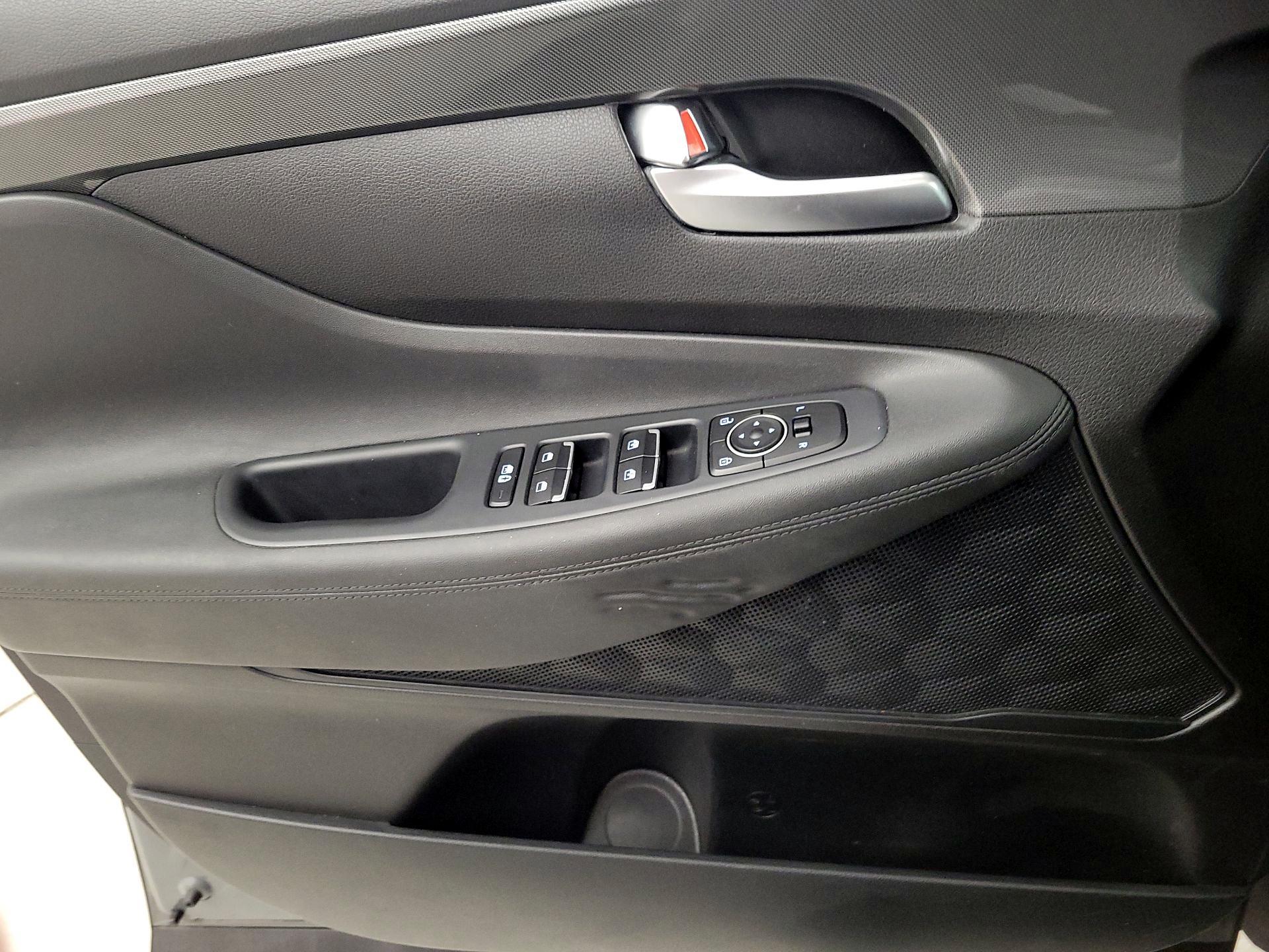 Thumbnail: 2023 Hyundai Santa Fe - 12